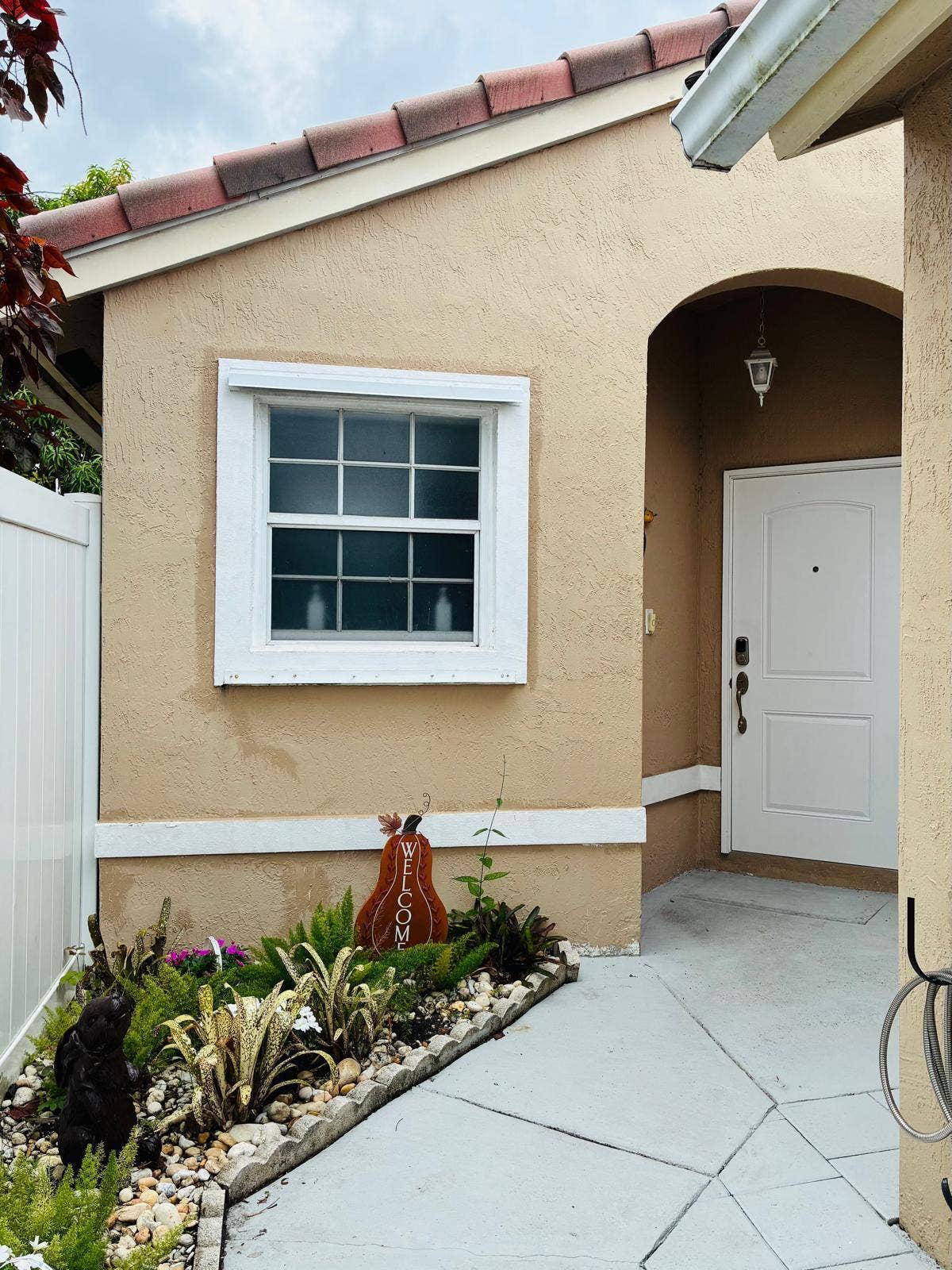 1051 NW 191ST Avenue, Pembroke Pines, FL 33029 SIDE 1