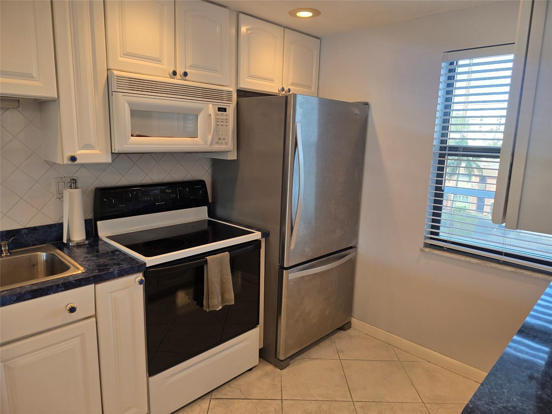 1401 N RIVERSIDE Drive, #405, Pompano Beach, Pompano Beach, FL 33062 Photo 14