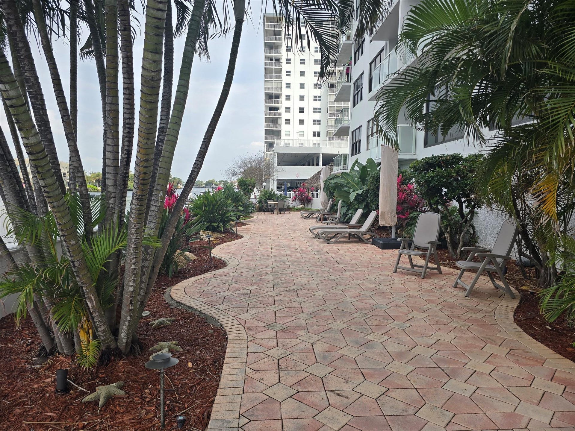 1401 N RIVERSIDE Drive, #405, Pompano Beach, Pompano Beach, FL 33062 Photo 30