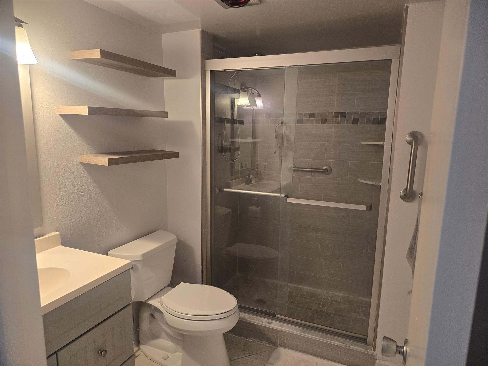 1401 N RIVERSIDE Drive, #405, Pompano Beach, Pompano Beach, FL 33062 Photo 23