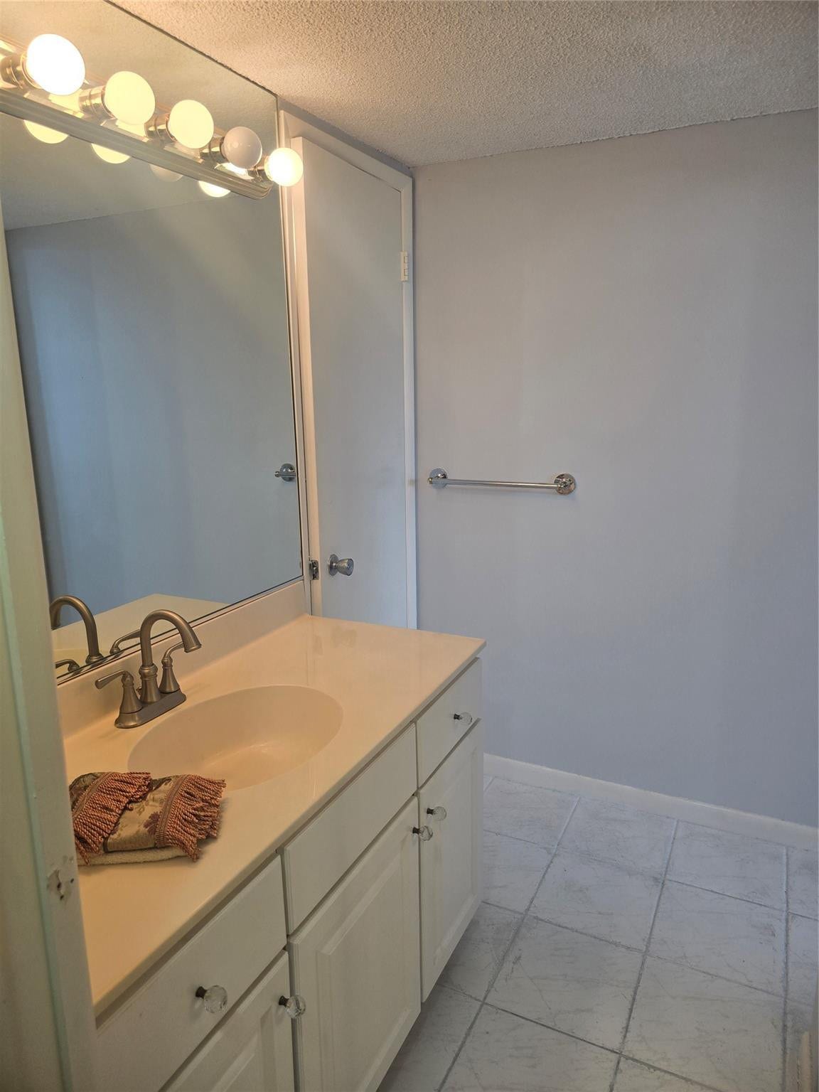 1401 N RIVERSIDE Drive, #405, Pompano Beach, Pompano Beach, FL 33062 Photo 19