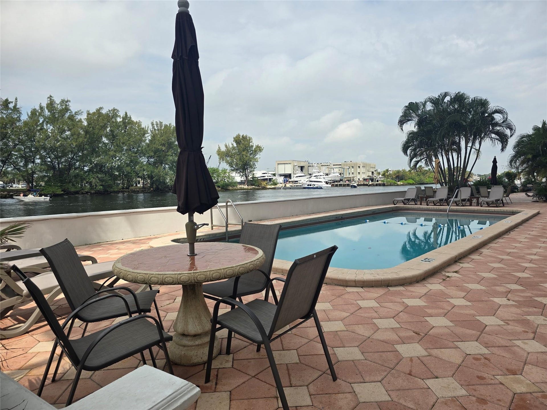 1401 N RIVERSIDE Drive, #405, Pompano Beach, Pompano Beach, FL 33062 Photo 28