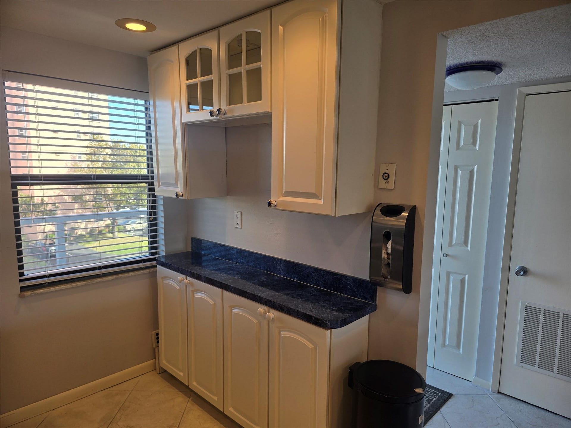 1401 N RIVERSIDE Drive, #405, Pompano Beach, Pompano Beach, FL 33062 Photo 15