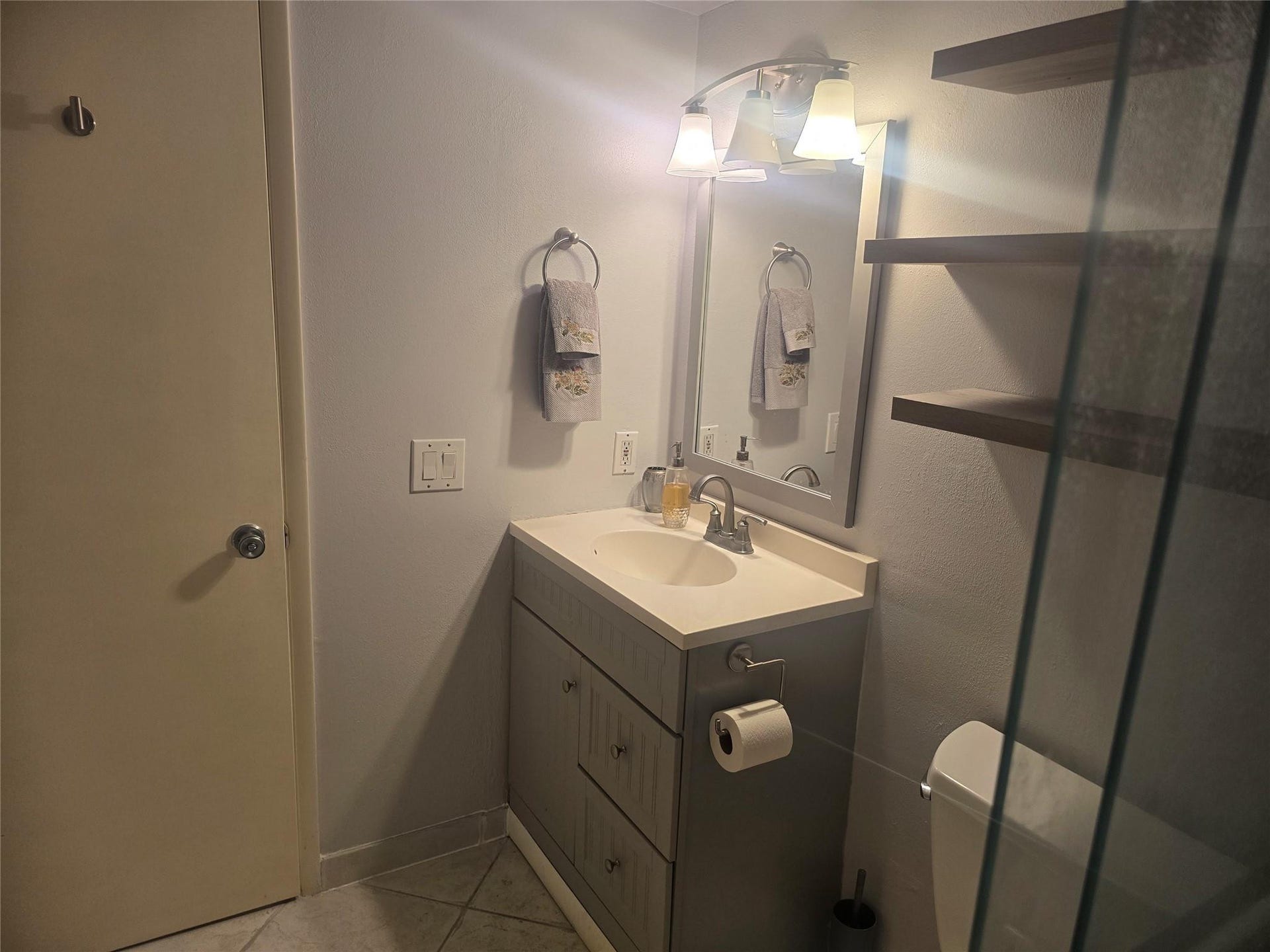 1401 N RIVERSIDE Drive, #405, Pompano Beach, Pompano Beach, FL 33062 Photo 24