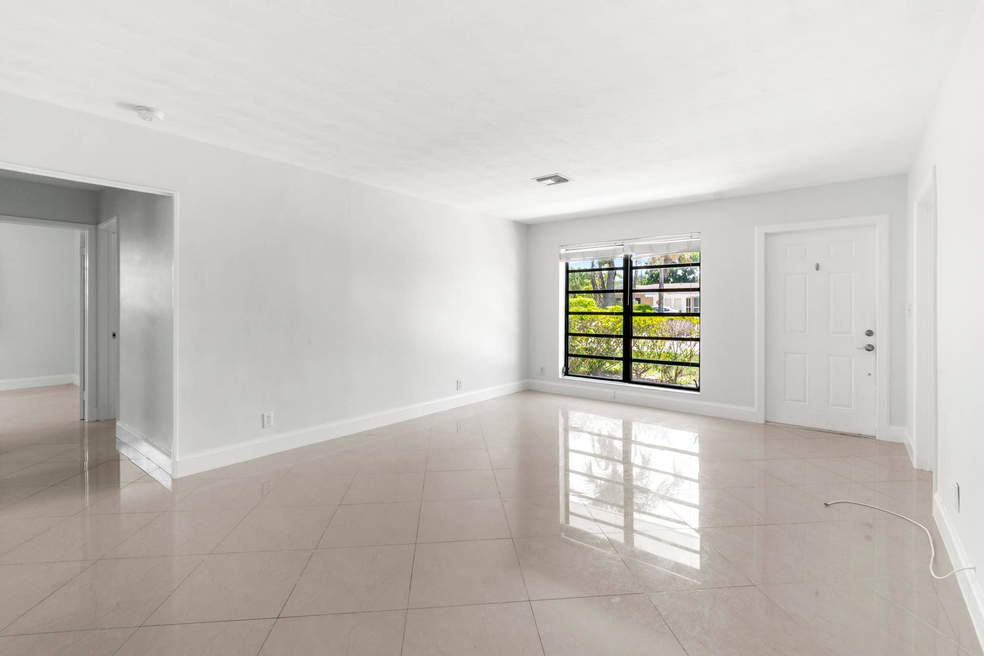 477 NE 35TH Street, Boca Raton, Boca Raton, FL 33431 Living Room