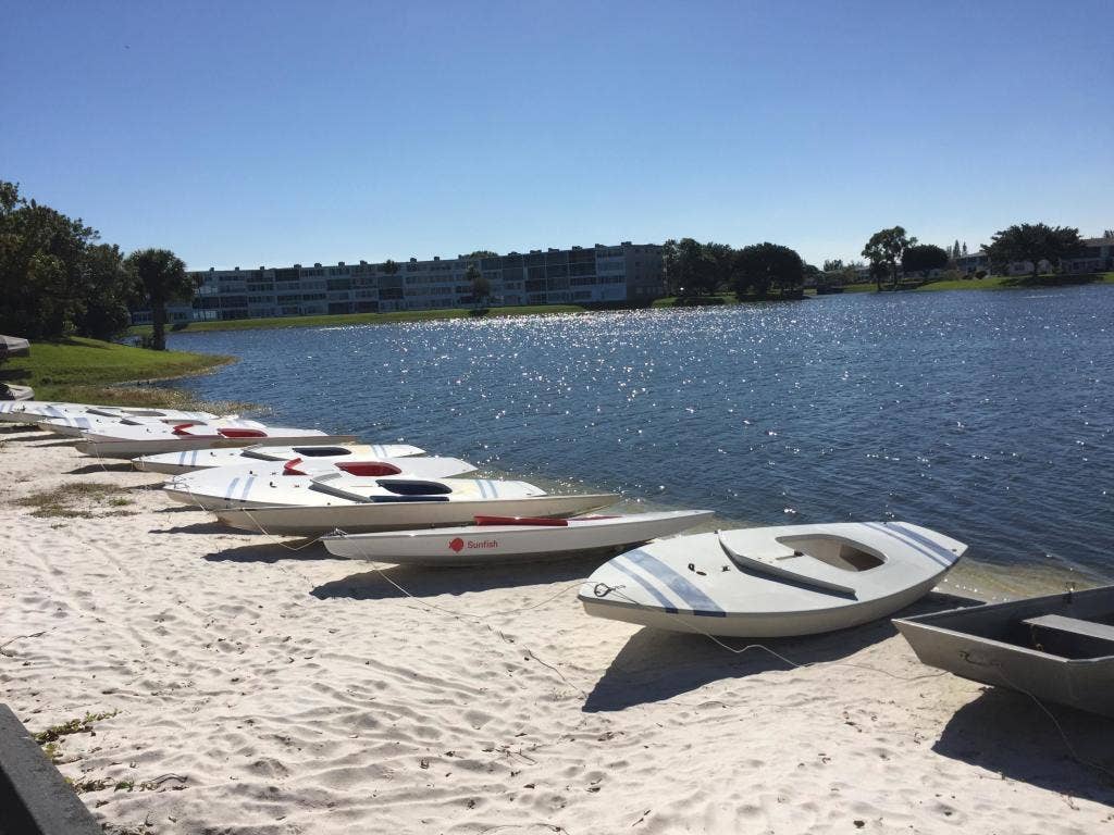 185 Canterbury H, West Palm Beach, FL 33417 Sailing
