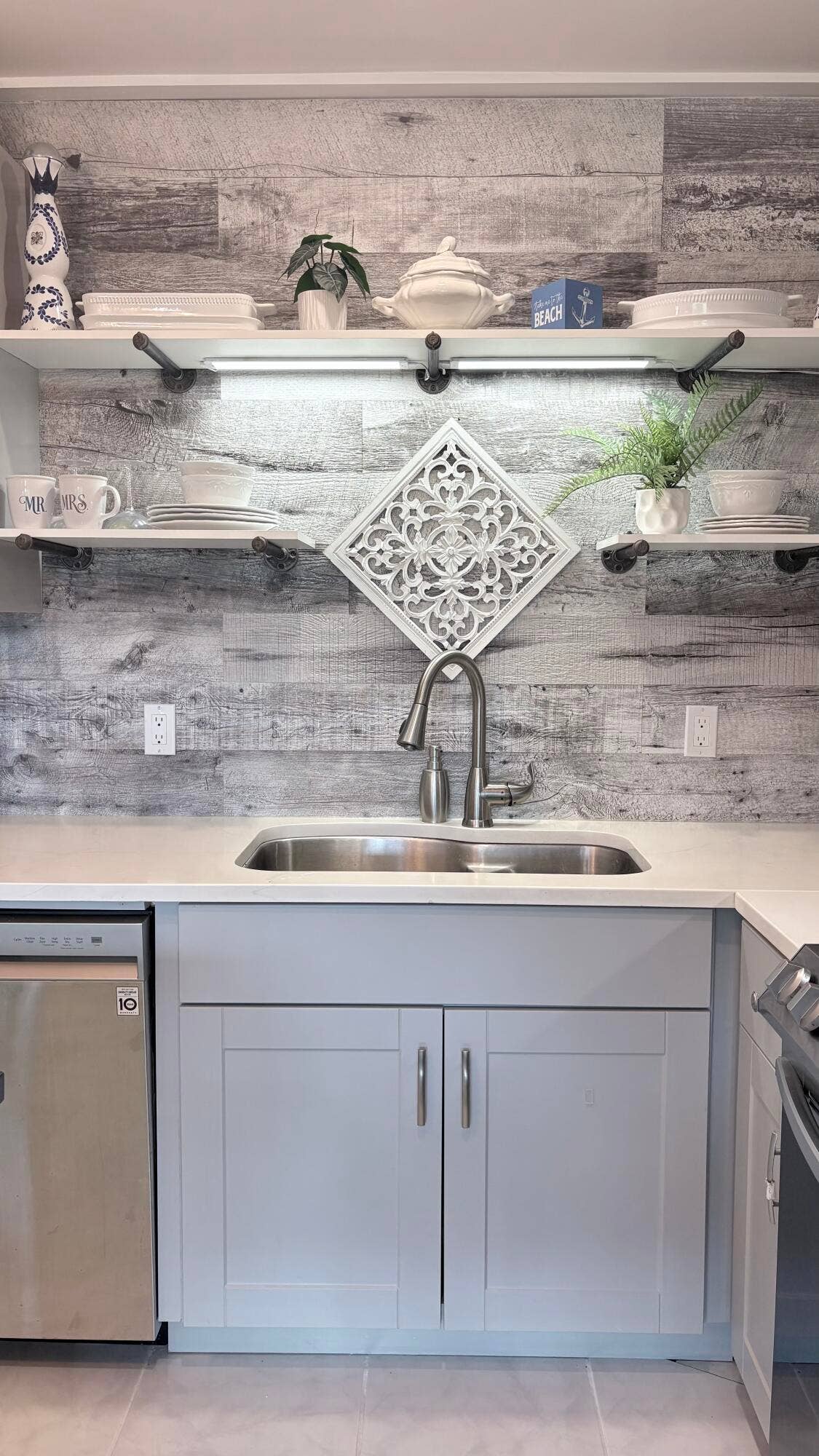 185 Canterbury H, West Palm Beach, FL 33417 Dishwasher