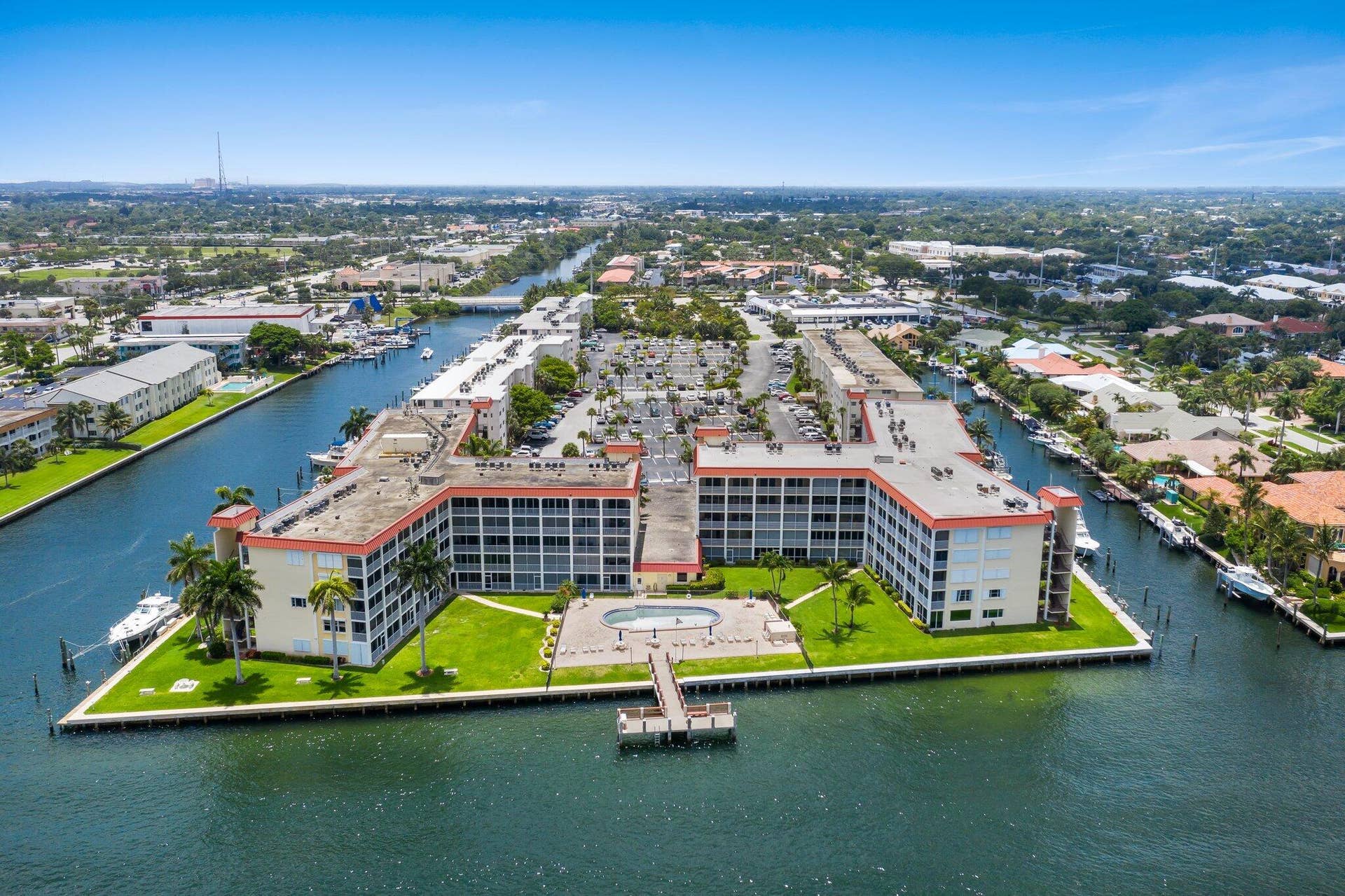 100 PARADISE HARBOUR Boulevard, #202, North Palm Beach, FL 33408 015-100ParadiseHarbourBoulevard-NorthPal