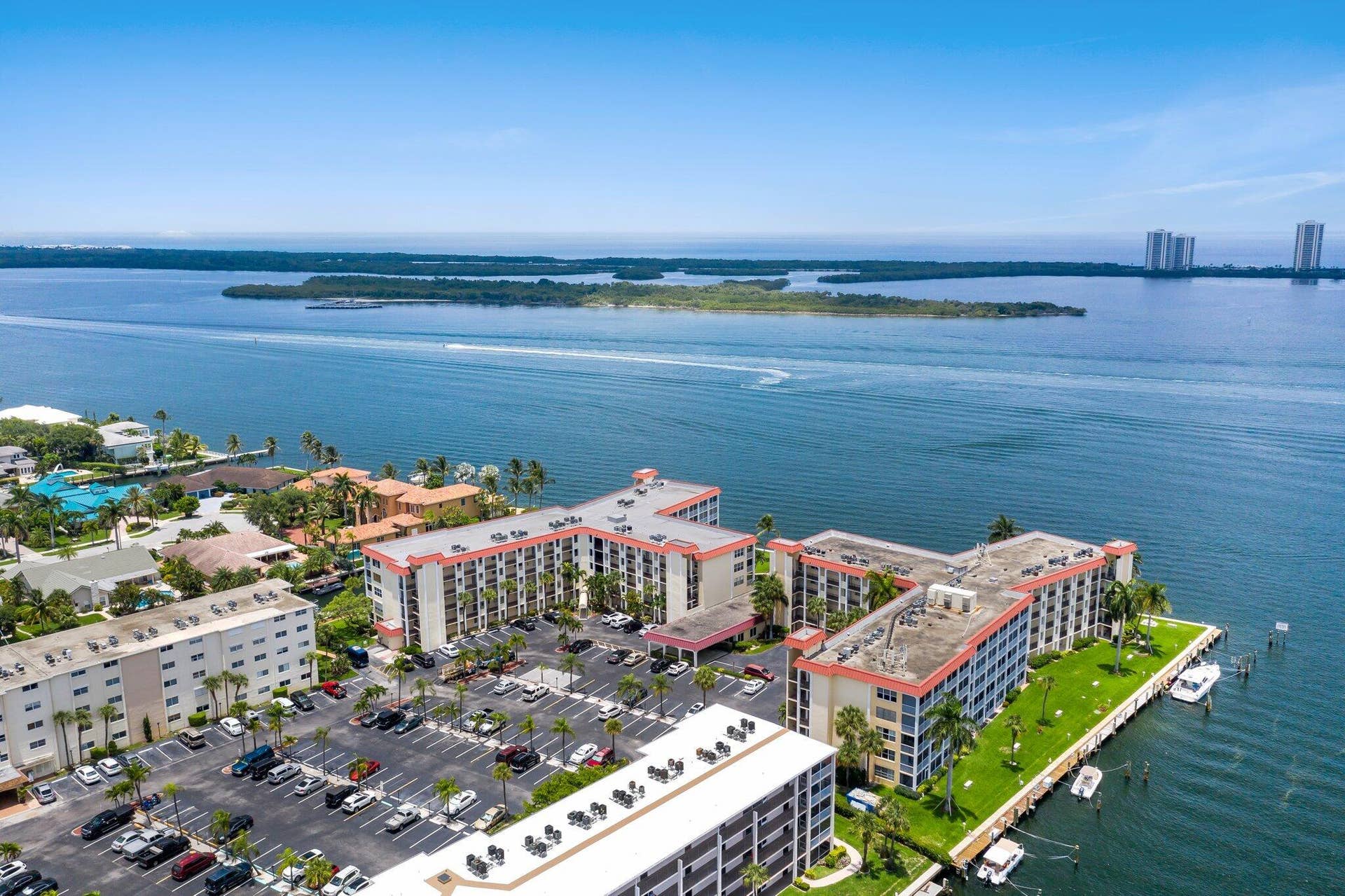 100 PARADISE HARBOUR Boulevard, #202, North Palm Beach, FL 33408 011-100ParadiseHarbourBoulevard-NorthPal