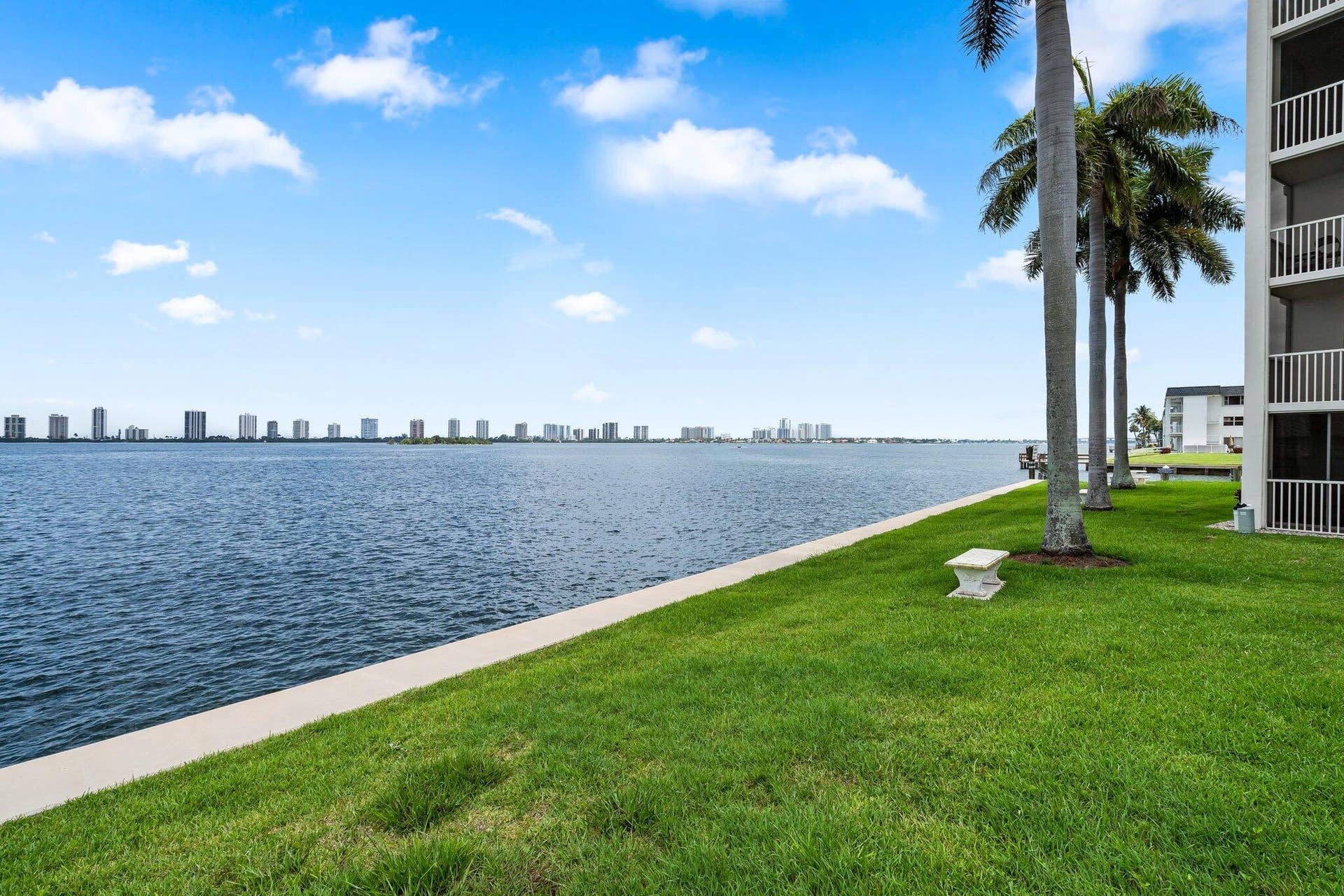 100 PARADISE HARBOUR Boulevard, #202, North Palm Beach, FL 33408 027-100ParadiseHarbourBoulevard-NorthPal