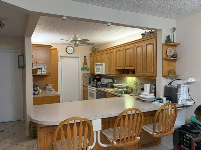 2731 NE 14th Street Causeway, #307, Pompano Beach, FL 33062 IMG_5797