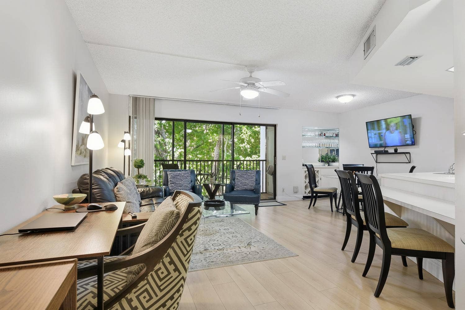 1605 S Us Highway 1, #C302, Jupiter, FL 33477 005-021-1605 US1 S C302-1499x1000