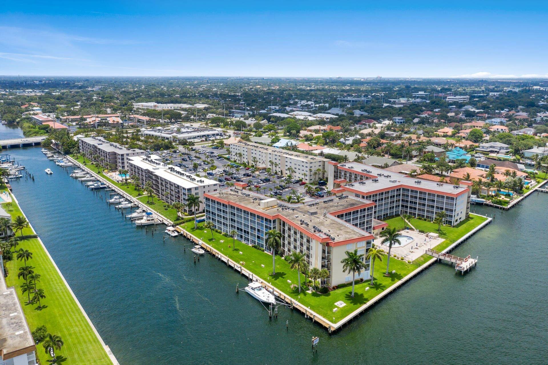 100 PARADISE HARBOUR Boulevard, #202, North Palm Beach, North Palm Beach, FL 33408 014-100ParadiseHarbourBoulevard-NorthPal