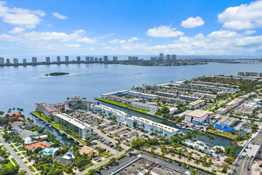 Property photo for 100 PARADISE HARBOUR Boulevard, #202, North Palm Beach, FL