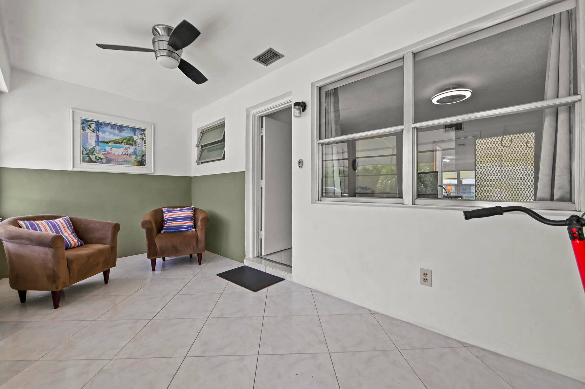 120 HIGH POINT Boulevard, #C, Delray Beach, FL 33445 23 sunroom 01