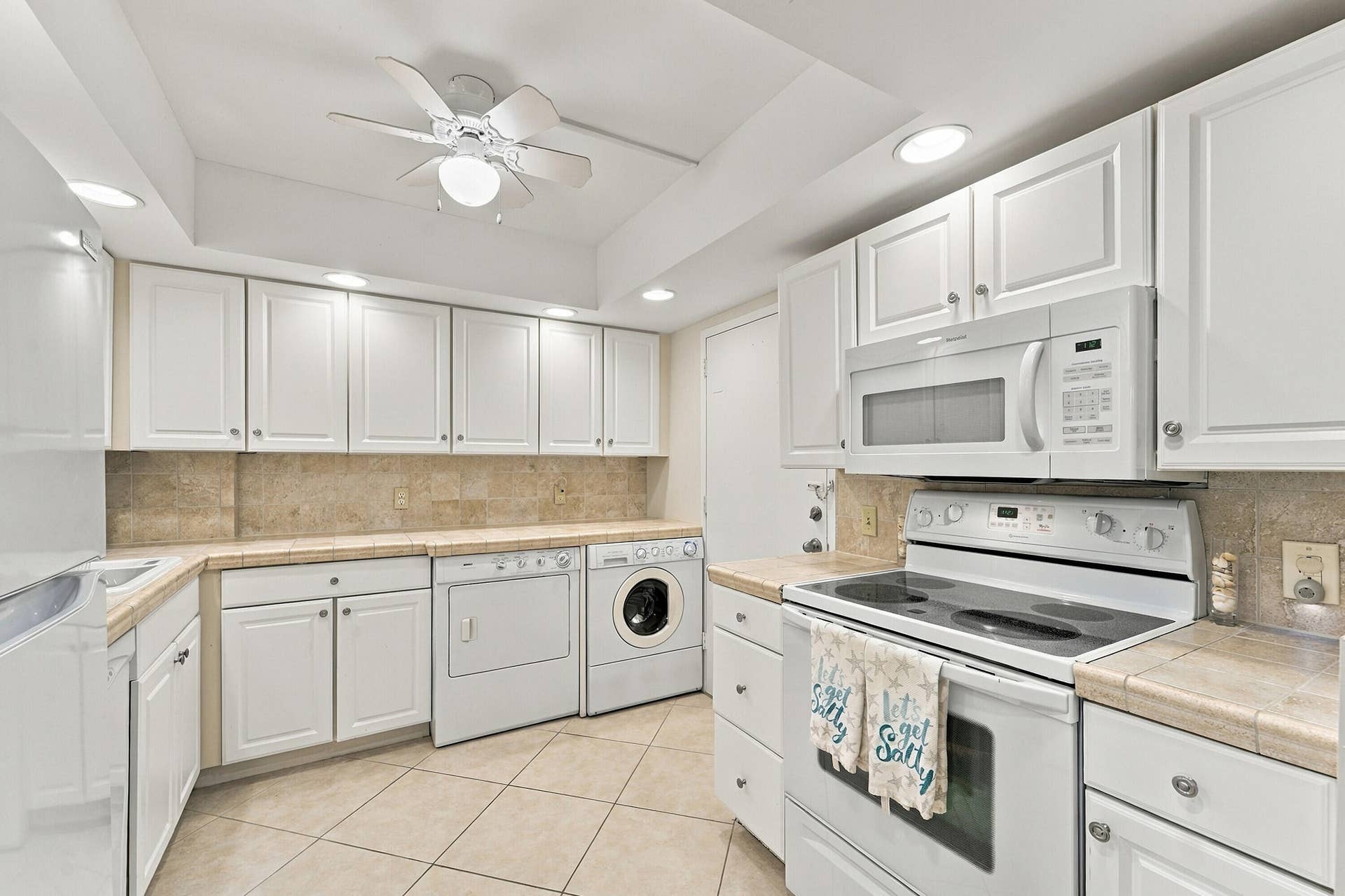 Spacious kitchen