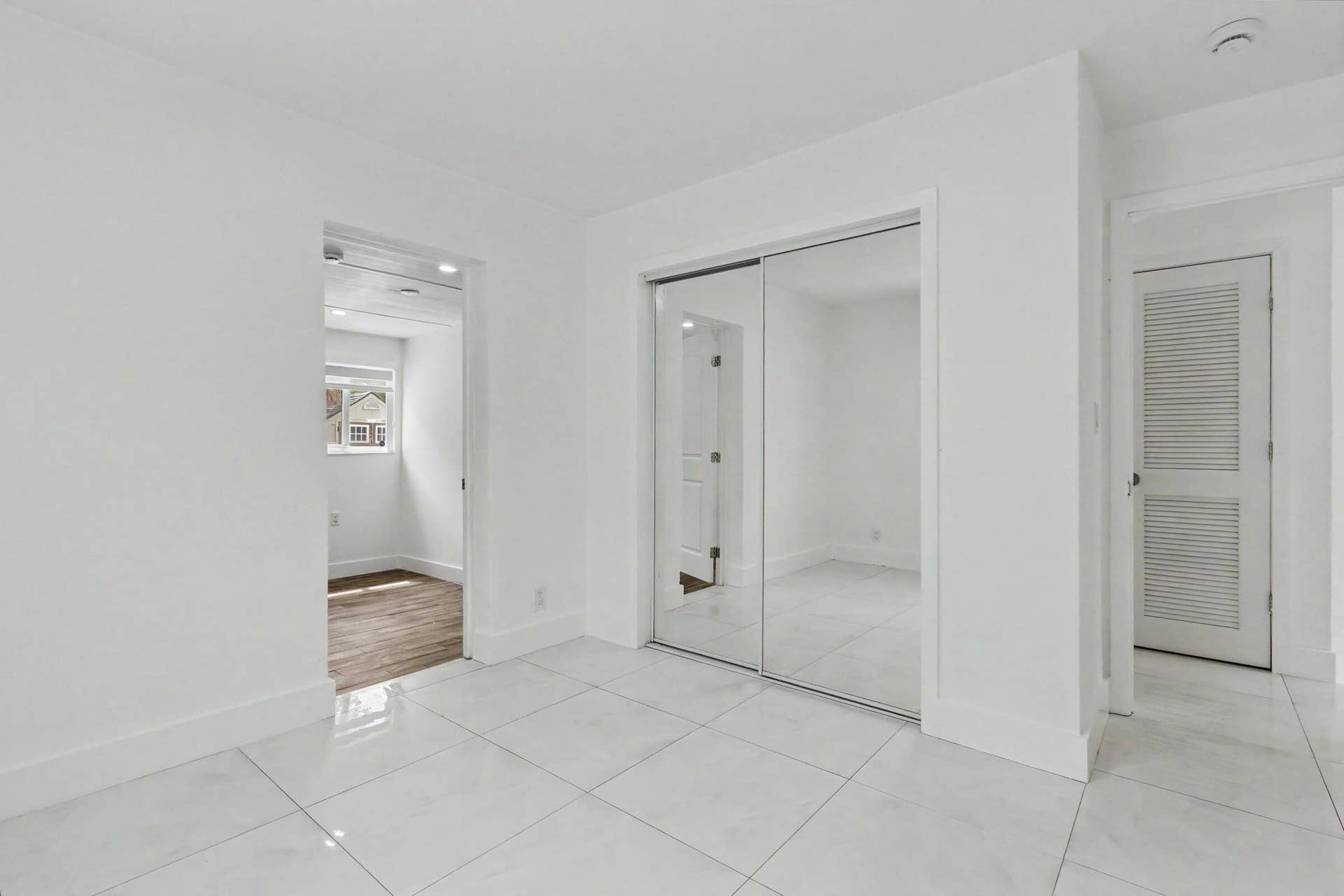 6320 ADAMS Street, Hollywood, FL 33023 6320-37
