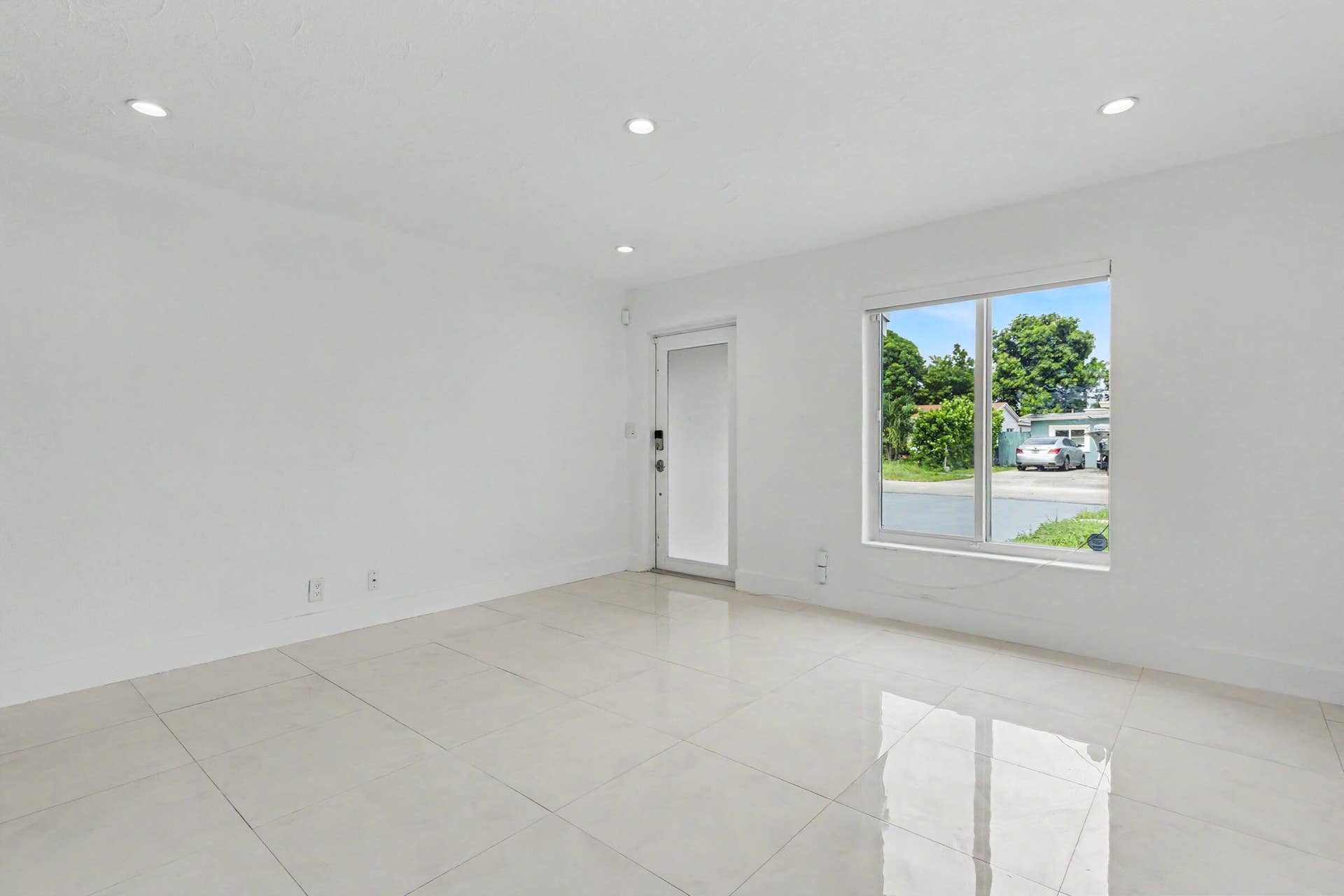 6320 ADAMS Street, Hollywood, FL 33023 6320-16
