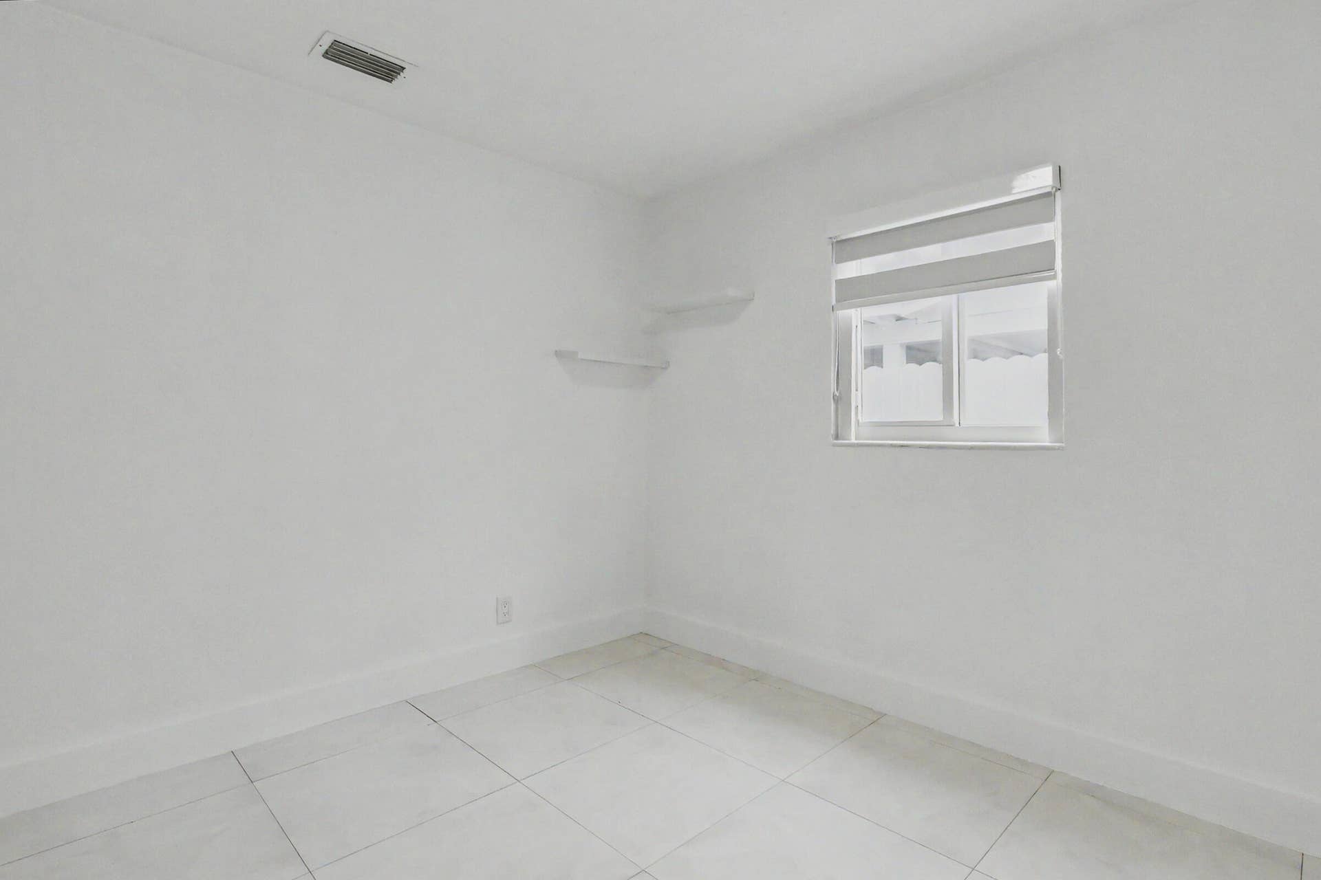 6320 ADAMS Street, Hollywood, FL 33023 6320-39
