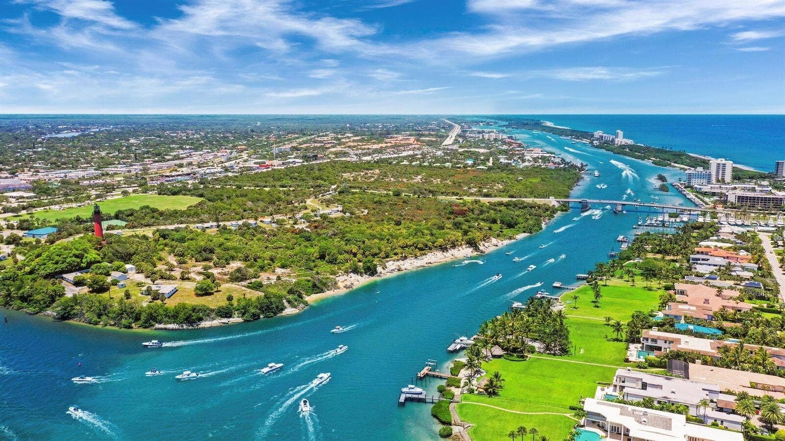 825 Center Street, #30b, Jupiter, FL 33458 Intracoastal