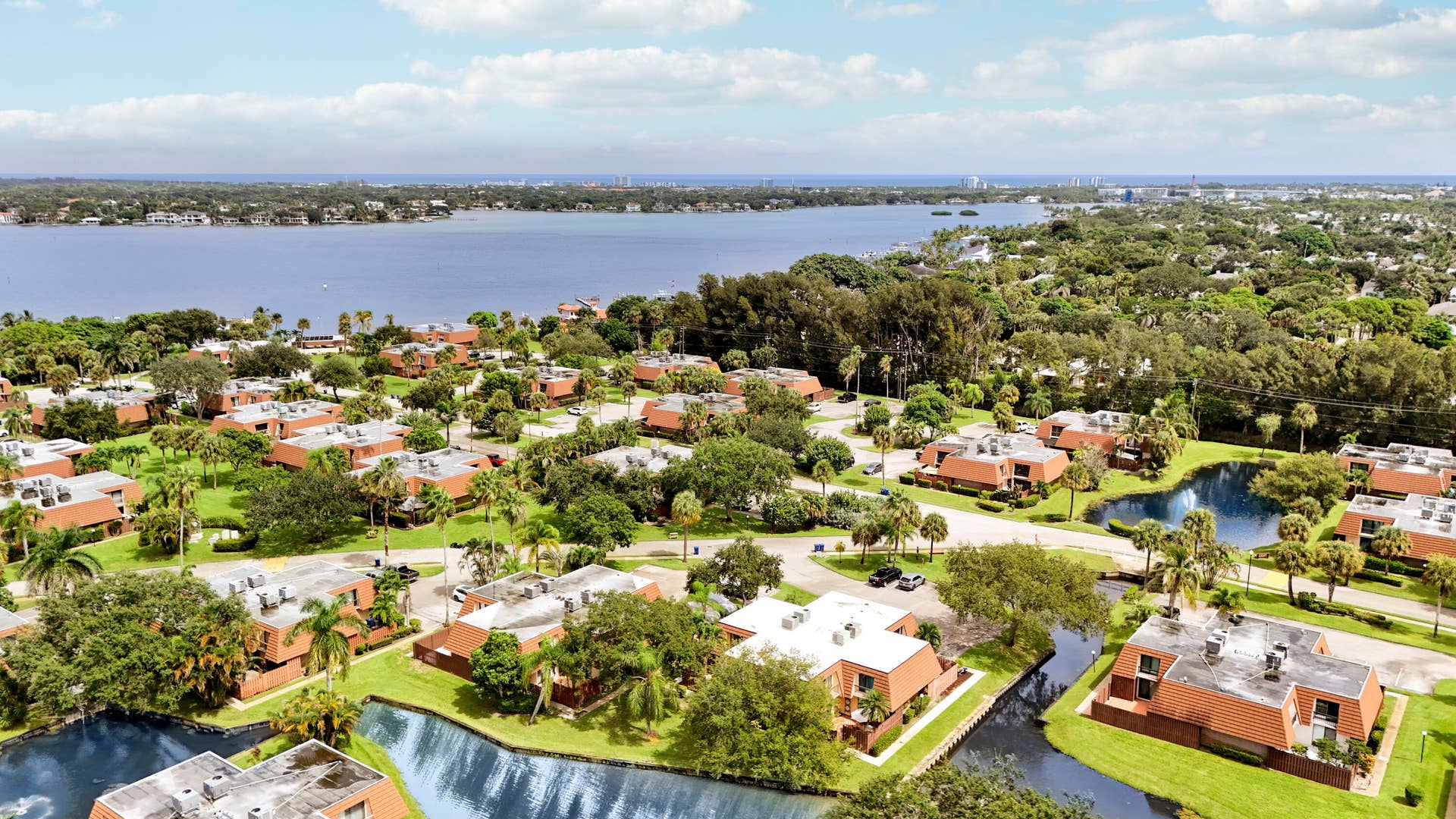 825 Center Street, #30b, Jupiter, FL 33458 Aerials-25