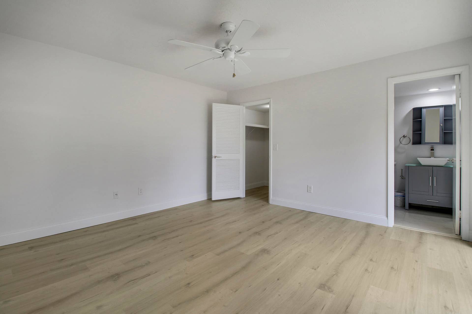 825 Center Street, #30b, Jupiter, FL 33458 House2-19