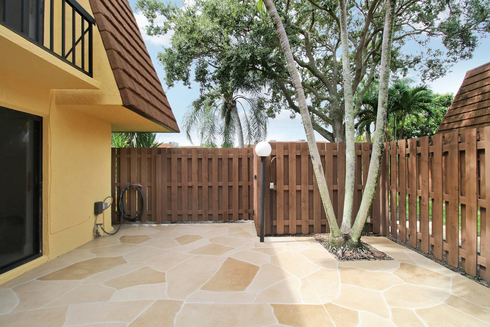 825 Center Street, #30b, Jupiter, FL 33458 House2-33