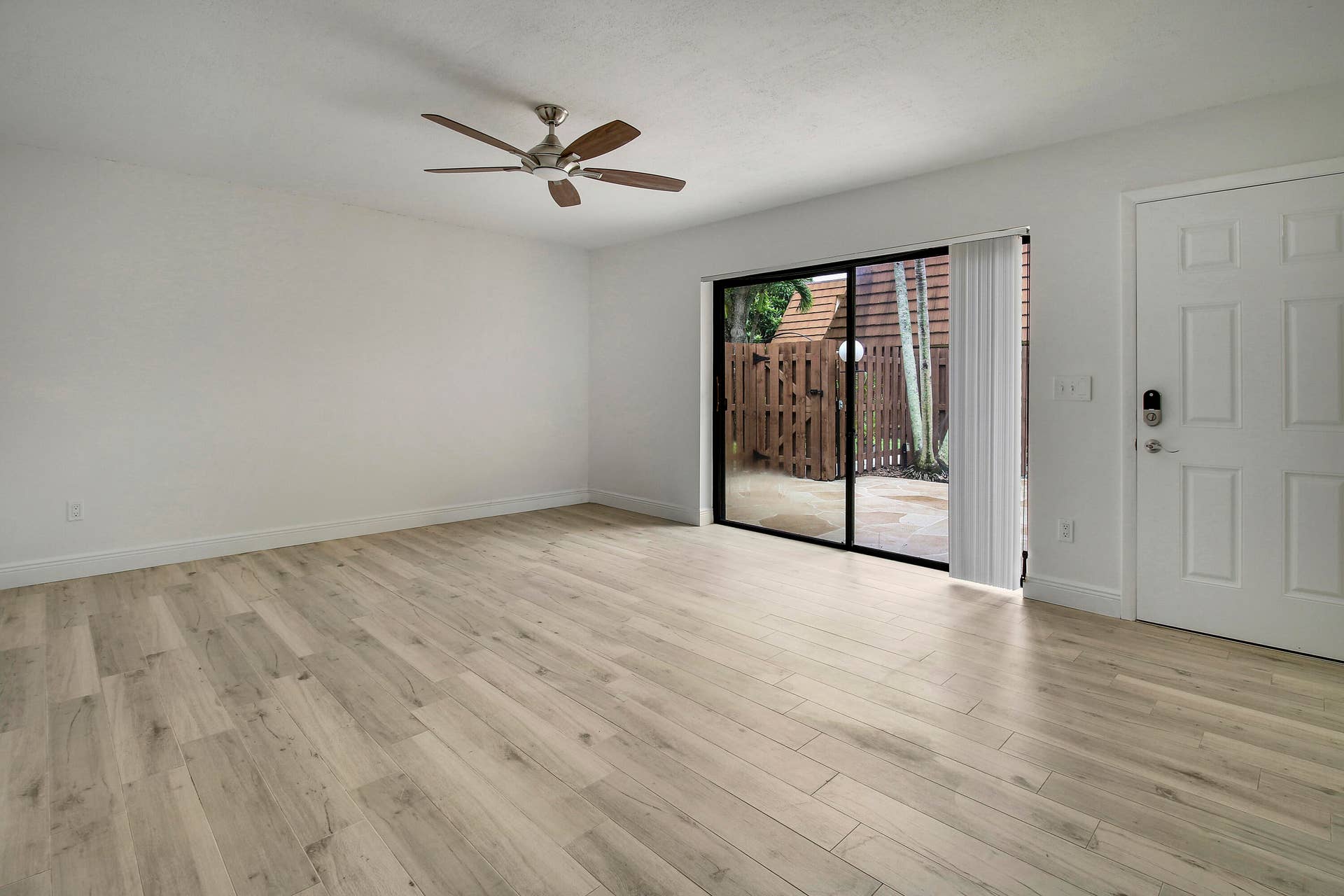 825 Center Street, #30b, Jupiter, FL 33458 House2-5