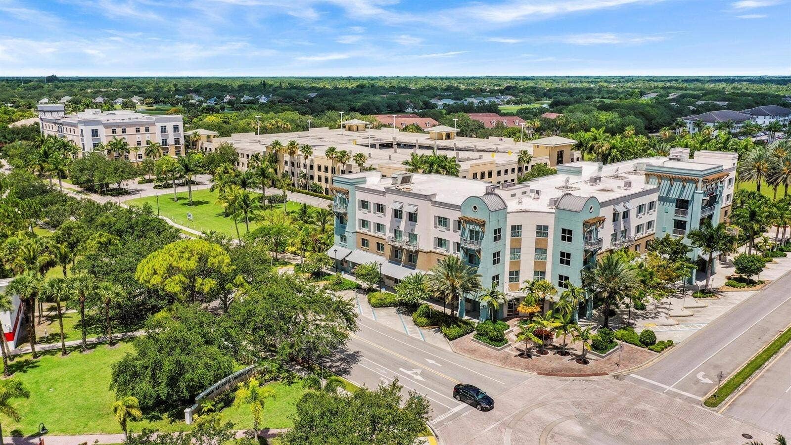 825 Center Street, #30b, Jupiter, FL 33458 Downtown Abacoa