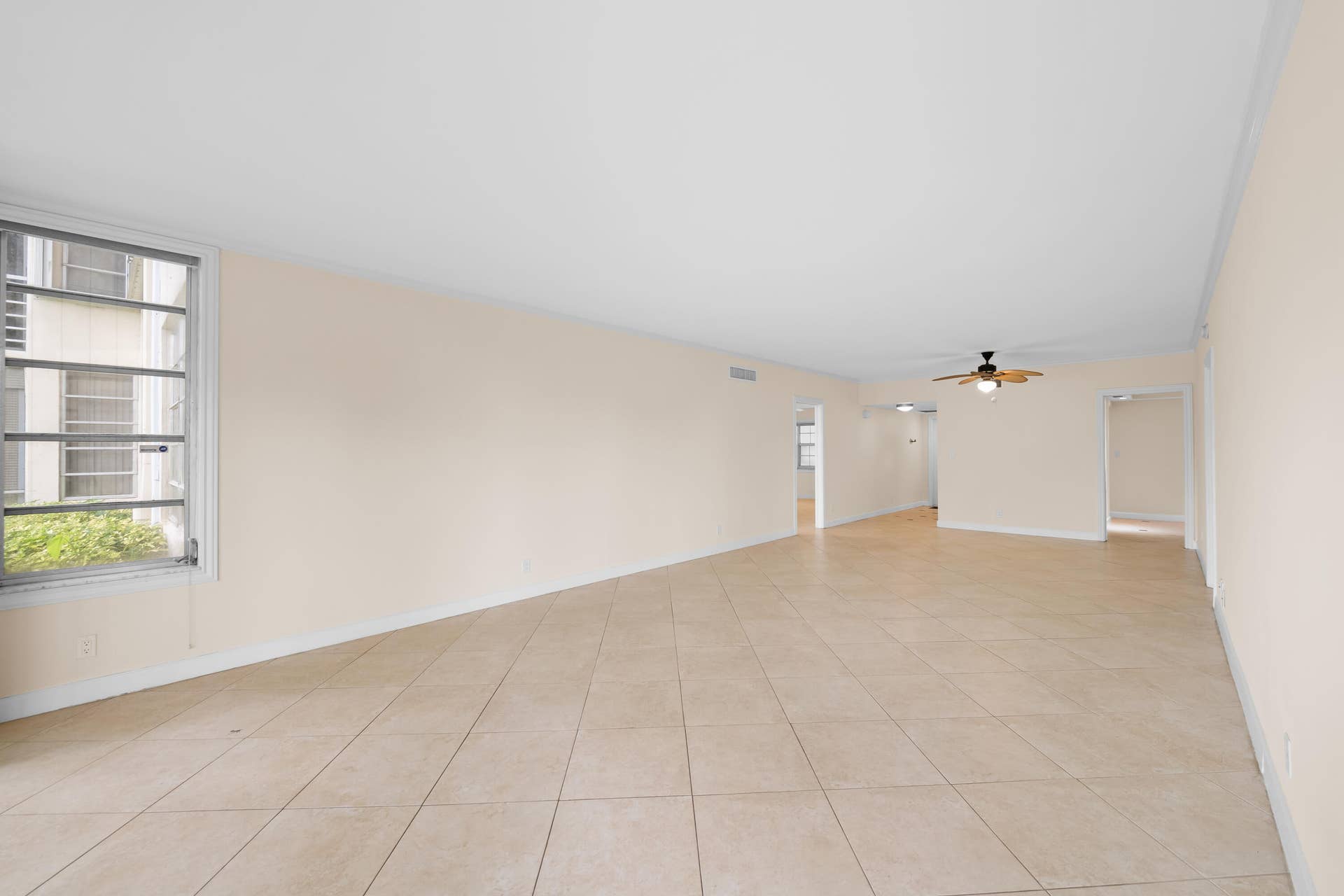 4000 CYPRESS GROVE Way, #103, Pompano Beach, FL 33069 DSC_5418