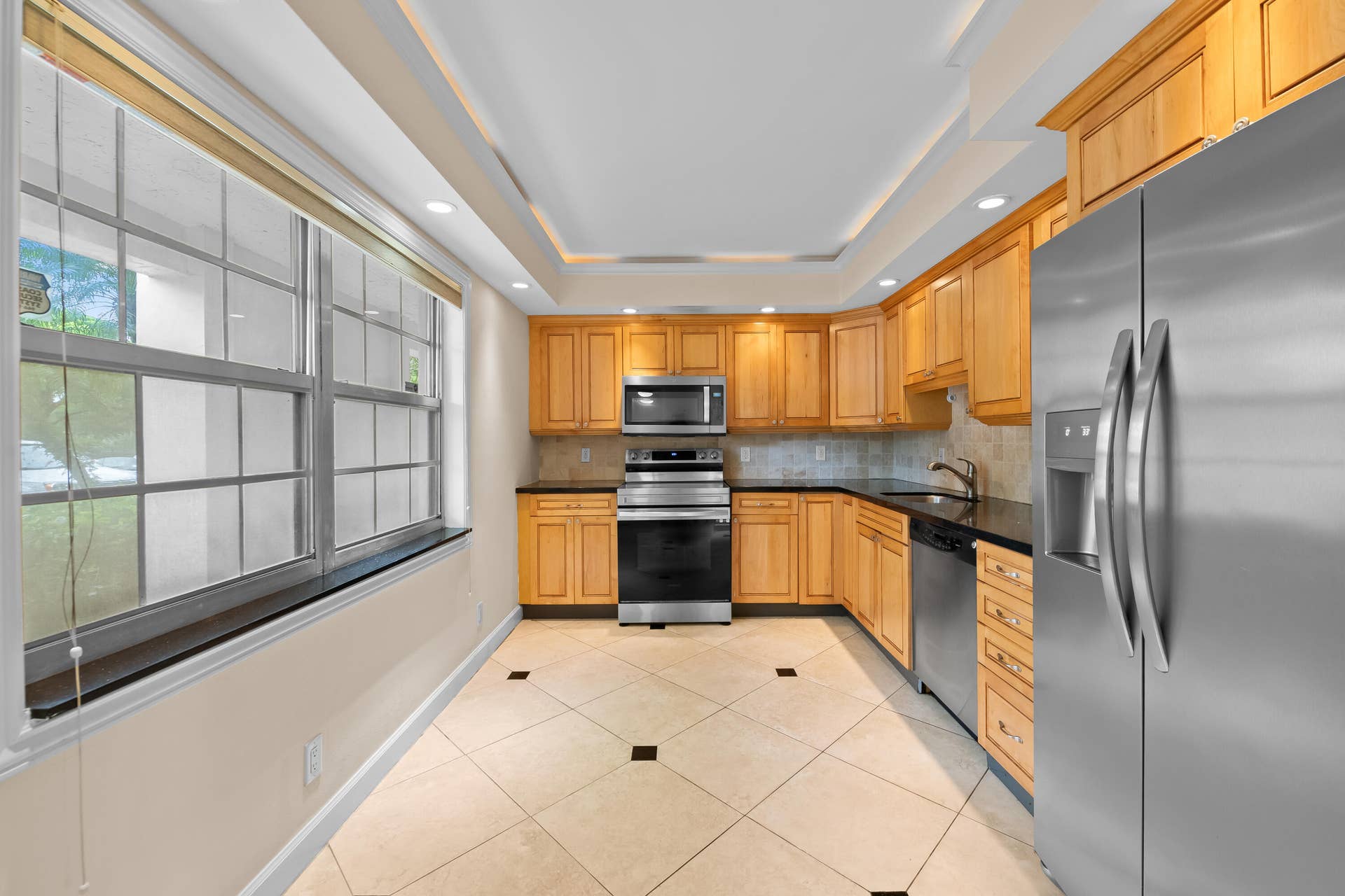 4000 CYPRESS GROVE Way, #103, Pompano Beach, FL 33069 DSC_5427