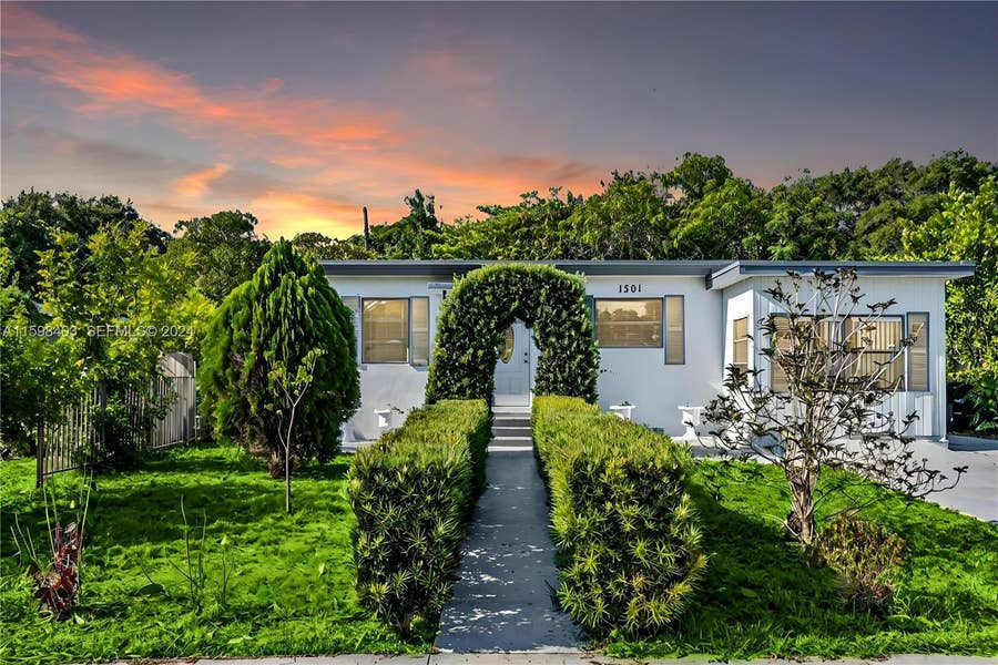 Property photo for 1501 N 18TH Avenue N, Lake Worth Beach, FL