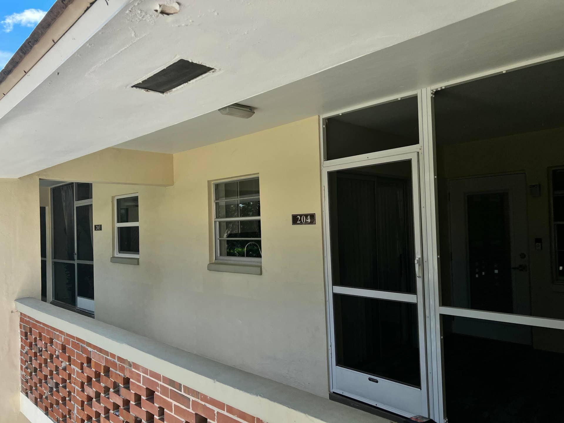 2800 NE 14TH ST Street, #204, Pompano Beach, FL 33062 IMG_0473