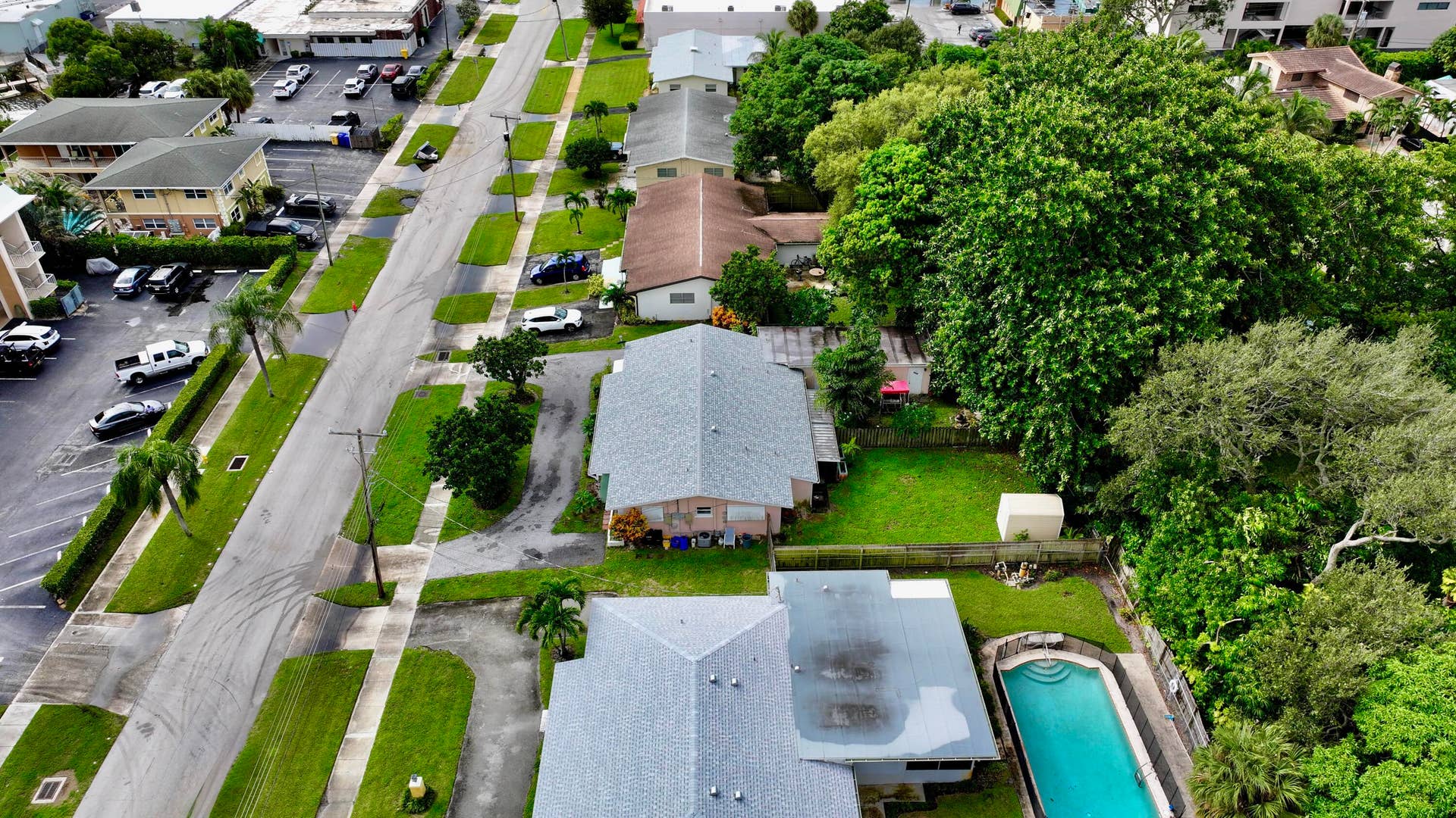 315 Northlake Drive, #315/317, North Palm Beach, FL 33408 dji_fly_20261002_101536_0088_17910273675