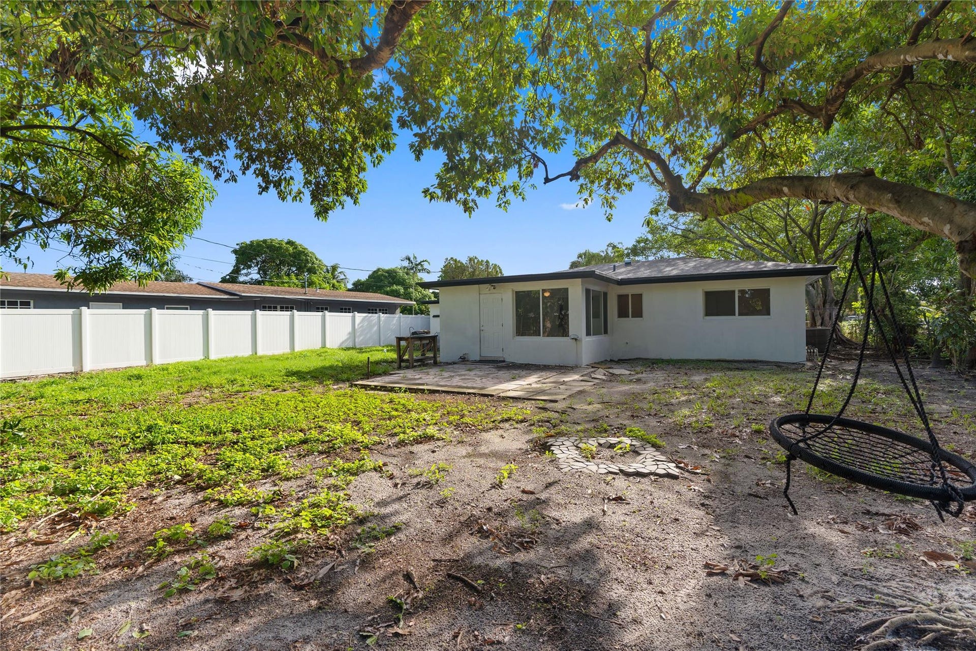 2001 NW 14TH Avenue, Fort Lauderdale, FL 33311 Photo 27