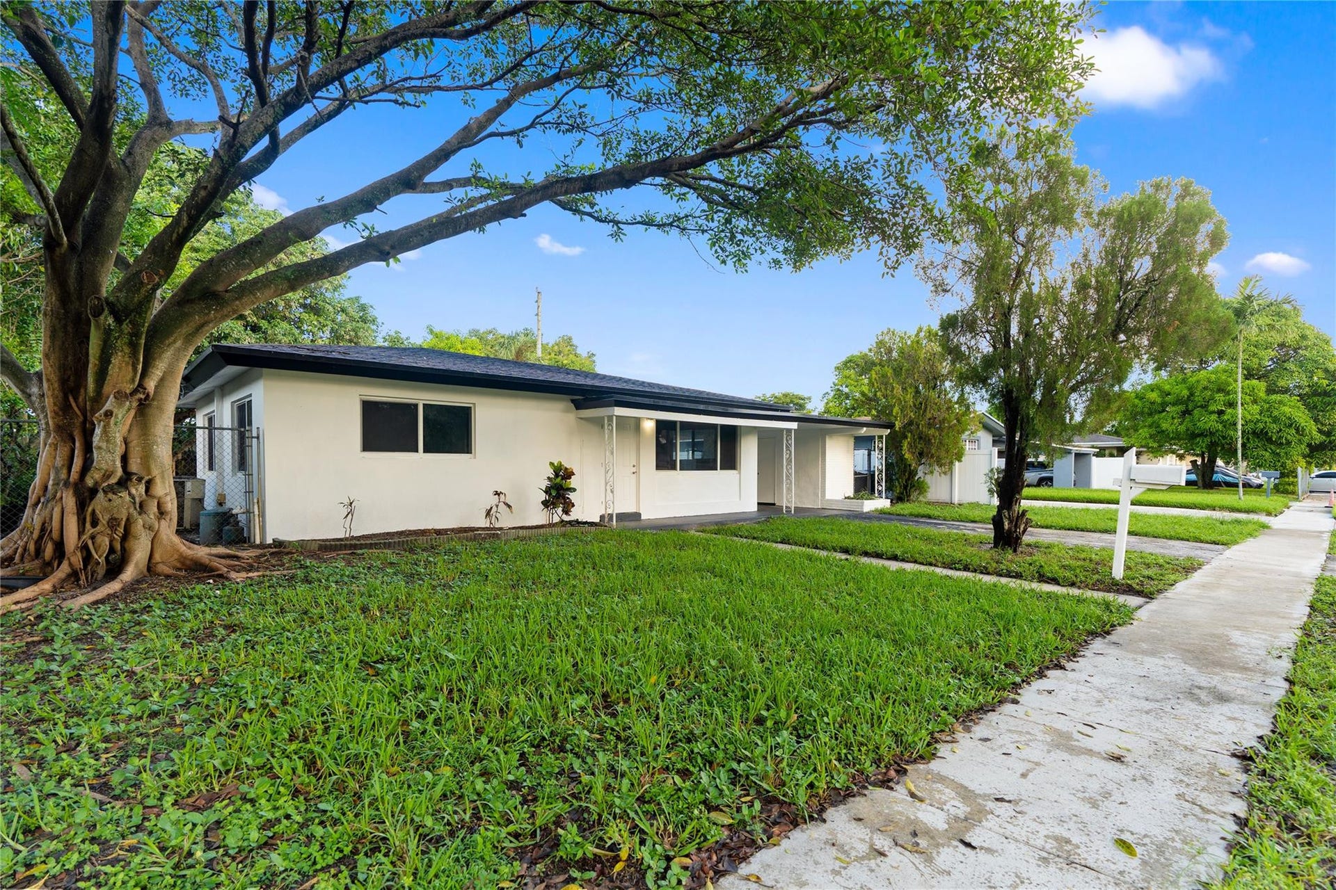 2001 NW 14TH Avenue, Fort Lauderdale, FL 33311 Photo 7
