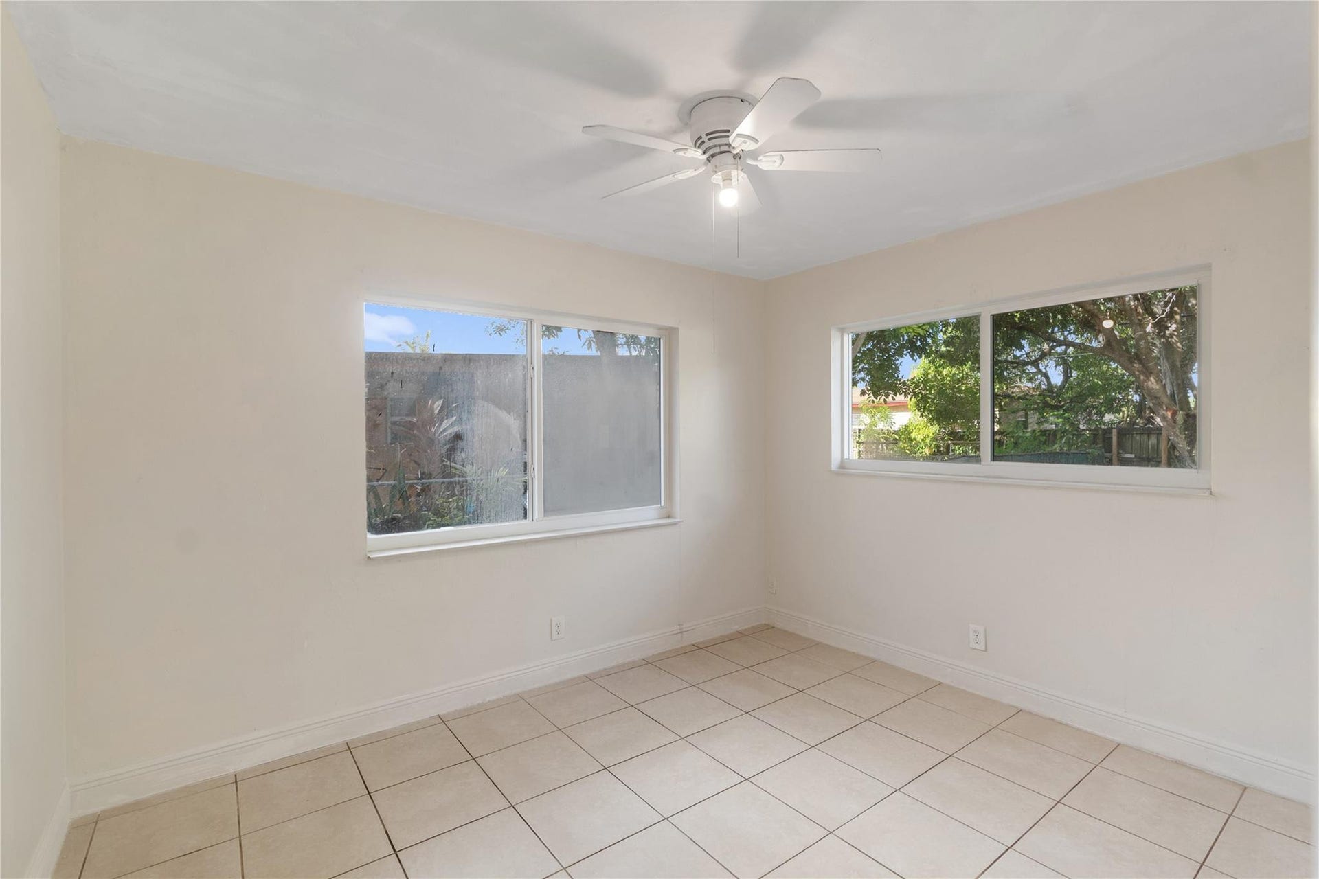 2001 NW 14TH Avenue, Fort Lauderdale, FL 33311 Photo 23