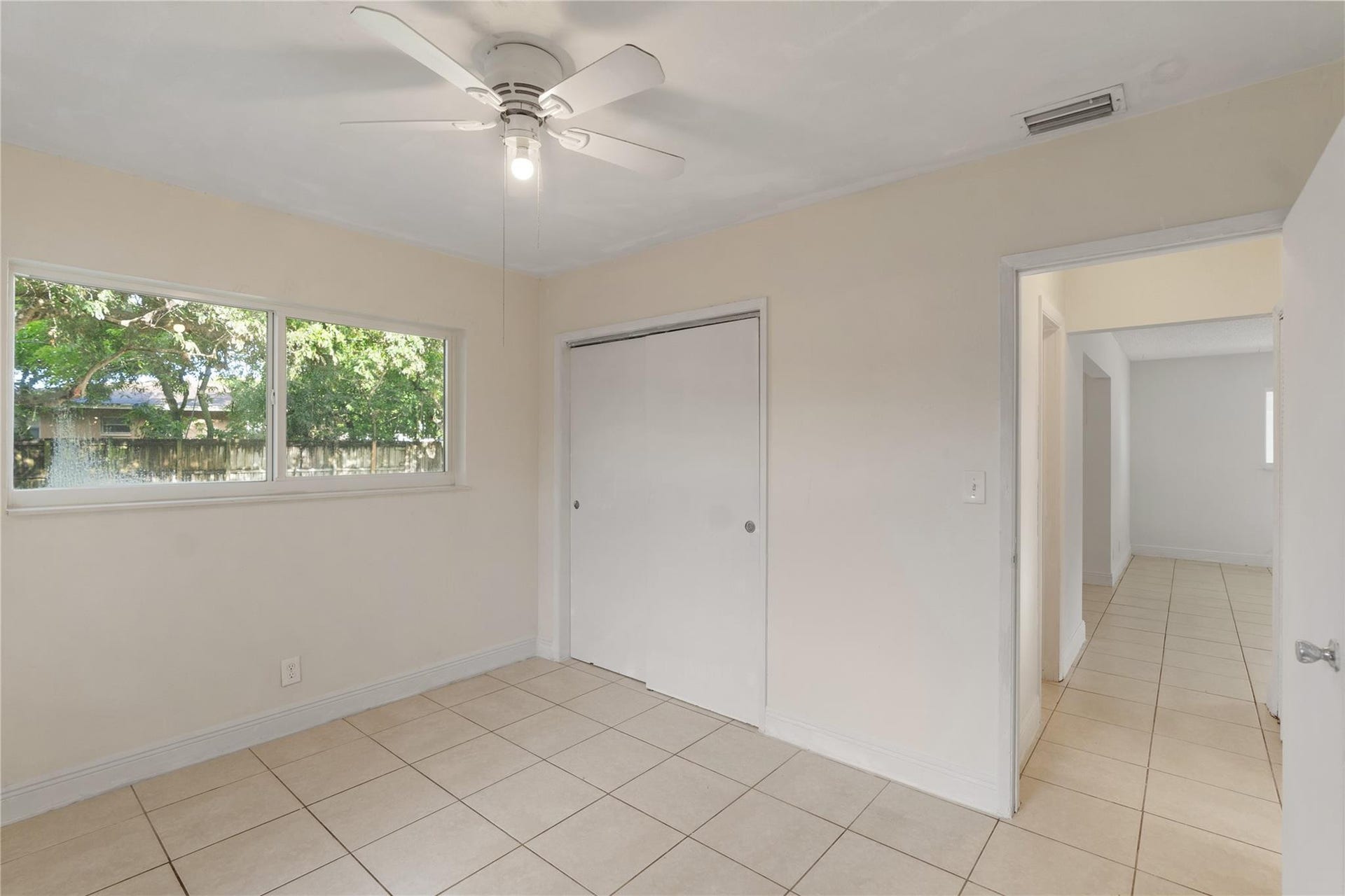 2001 NW 14TH Avenue, Fort Lauderdale, FL 33311 Photo 24