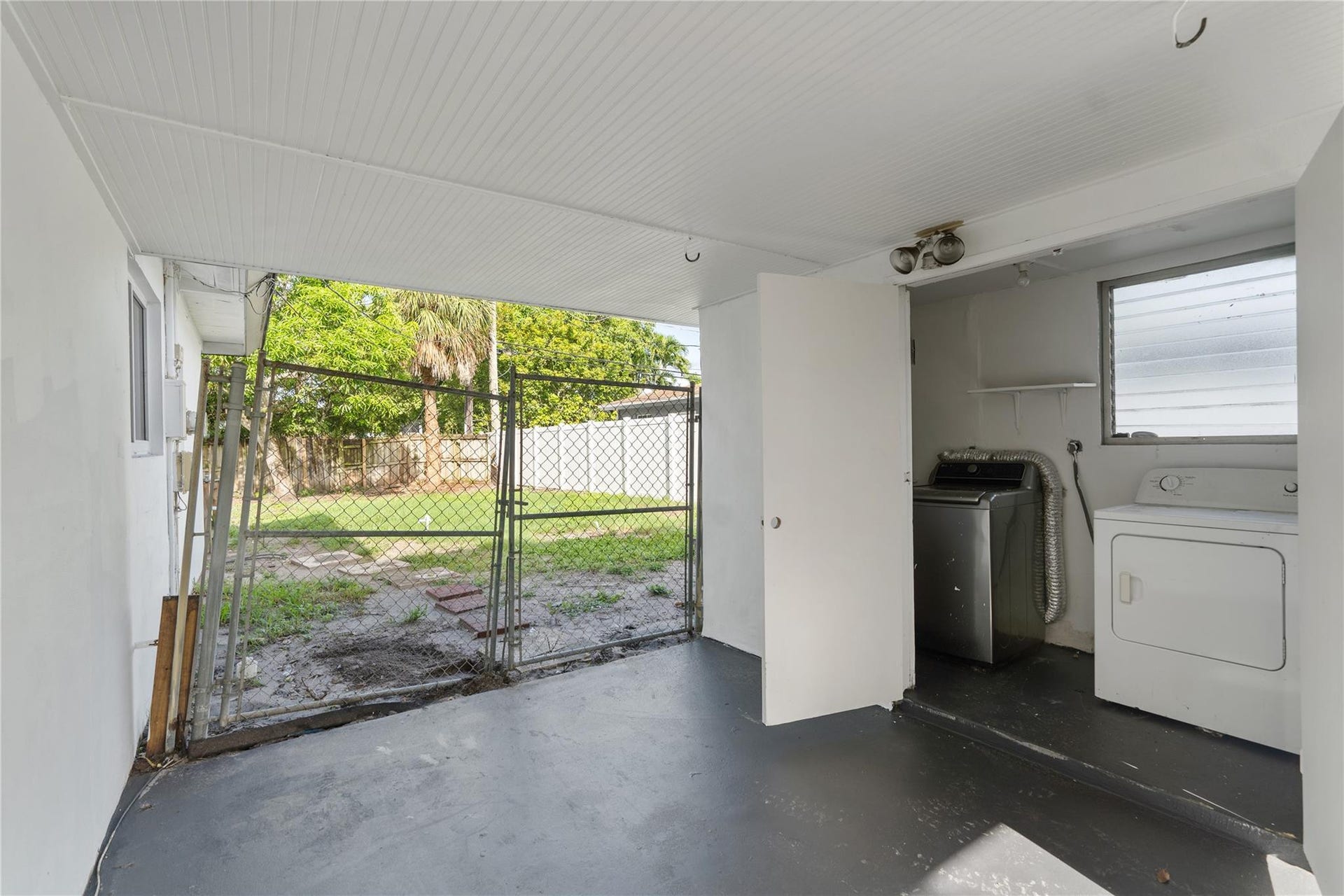 2001 NW 14TH Avenue, Fort Lauderdale, FL 33311 Photo 29