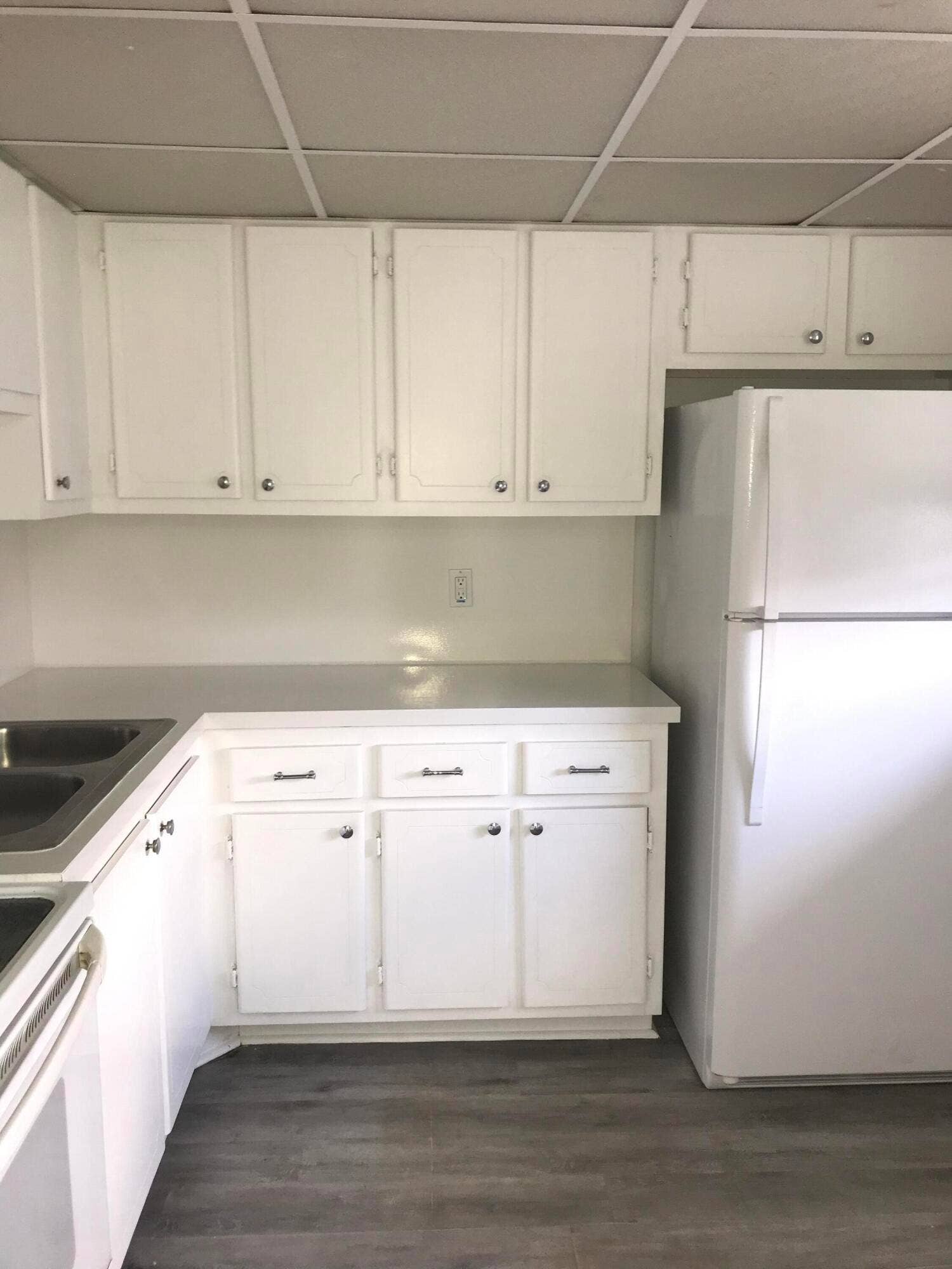 2102 NE 1ST Way, #104, Boynton Beach, FL 33435 Kitchen