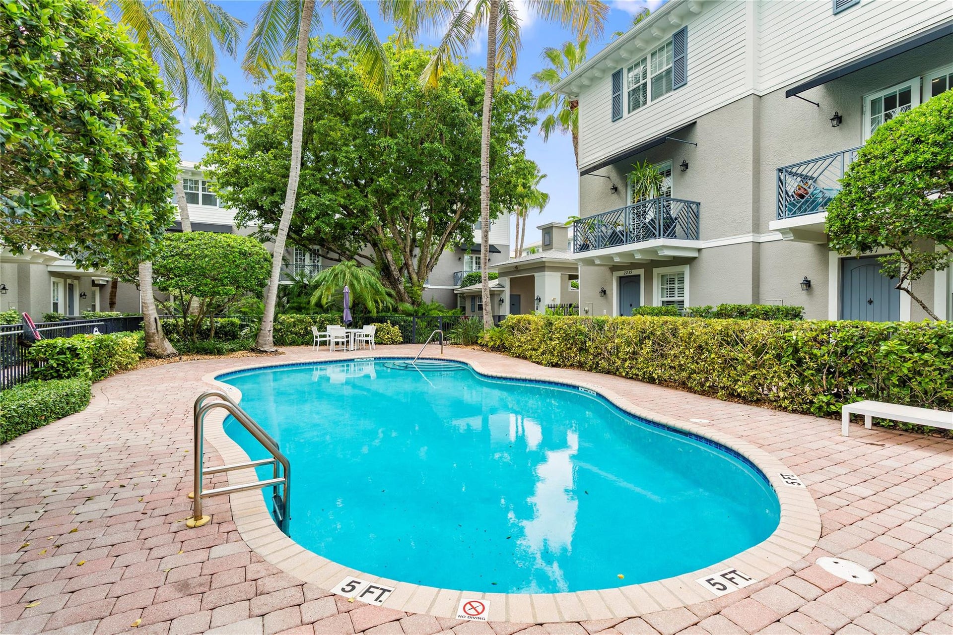 2243 NE 9TH Avenue, Wilton Manors, FL 33305 Photo 1
