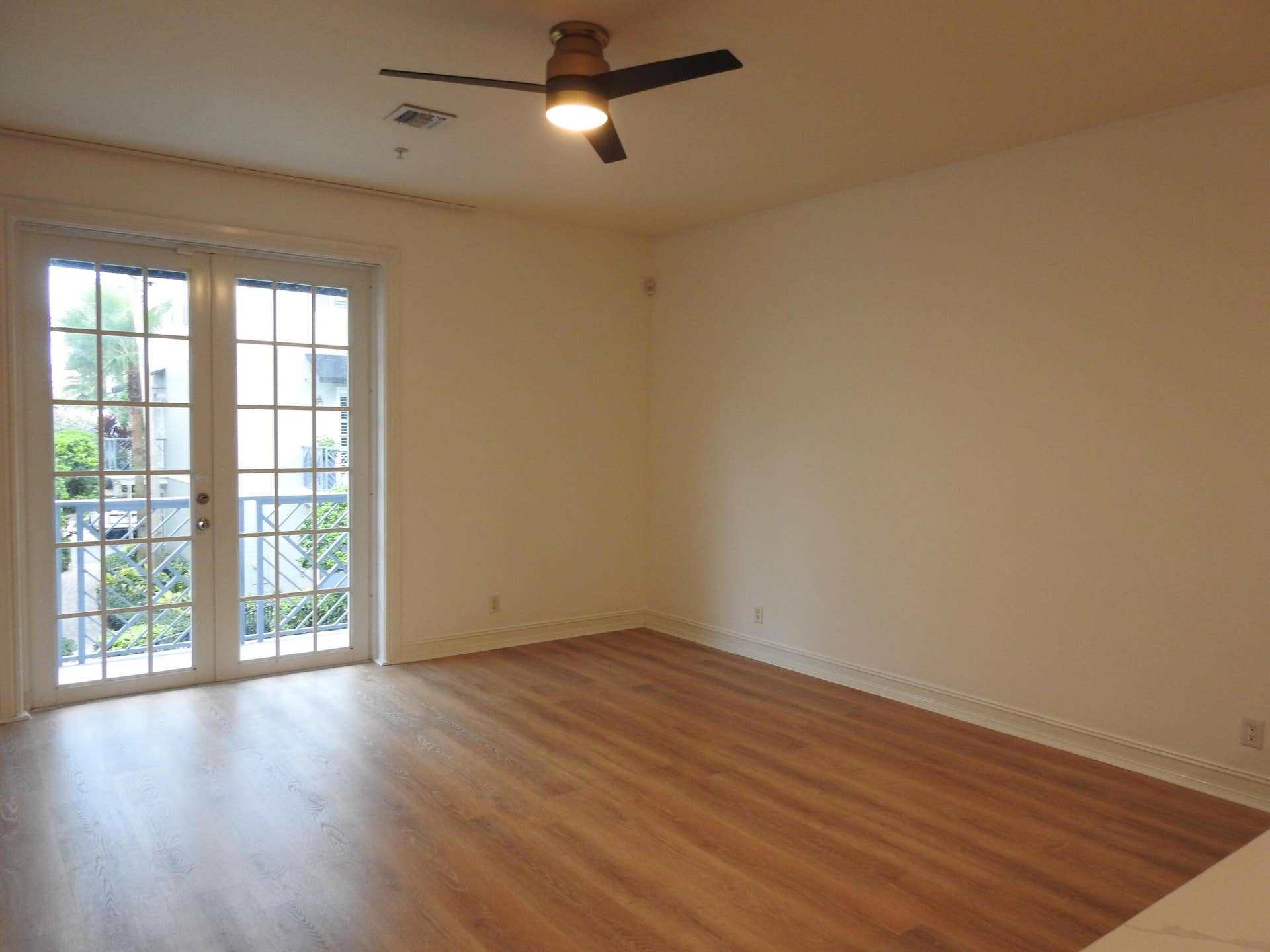 2243 NE 9TH Avenue, Wilton Manors, FL 33305 DSCN2775
