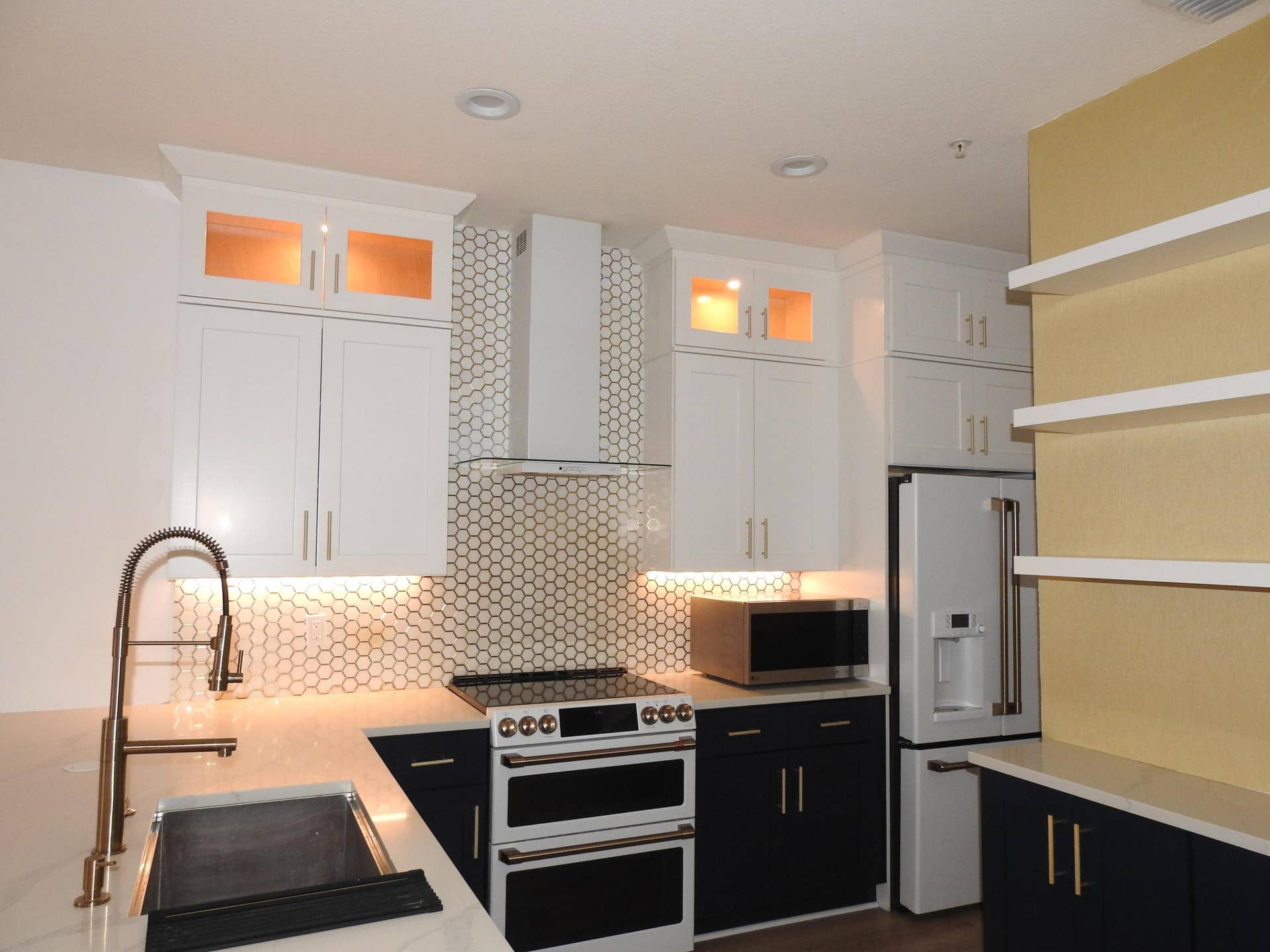 2243 NE 9TH Avenue, Wilton Manors, FL 33305 DSCN2786