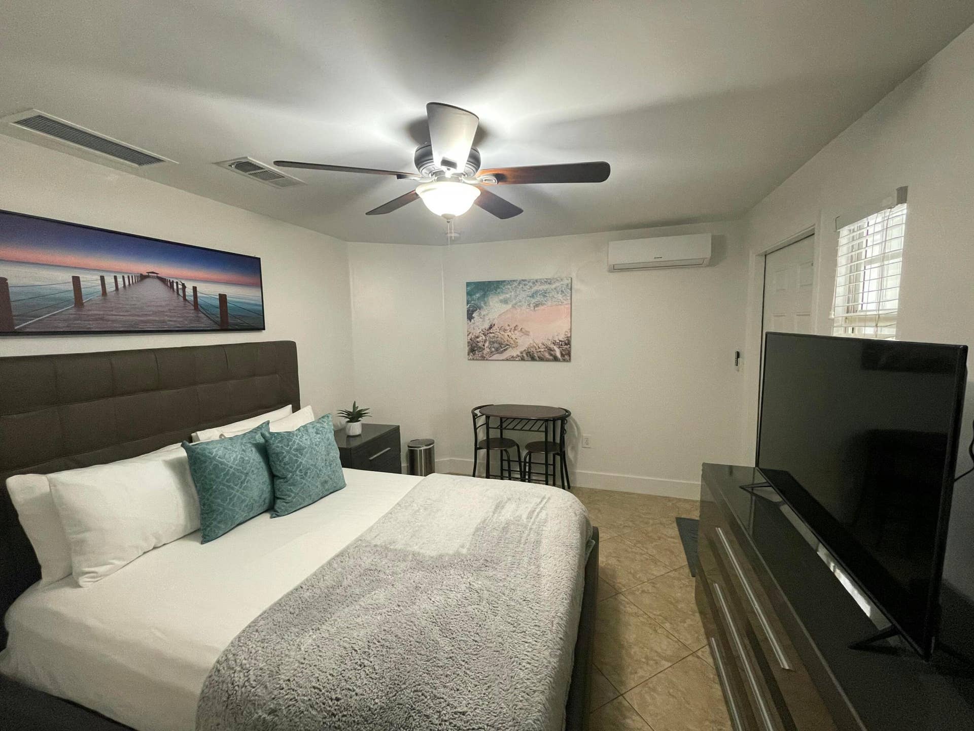 2703 NE 6TH Lane, Wilton Manors, FL 33334 IMG_4021 2
