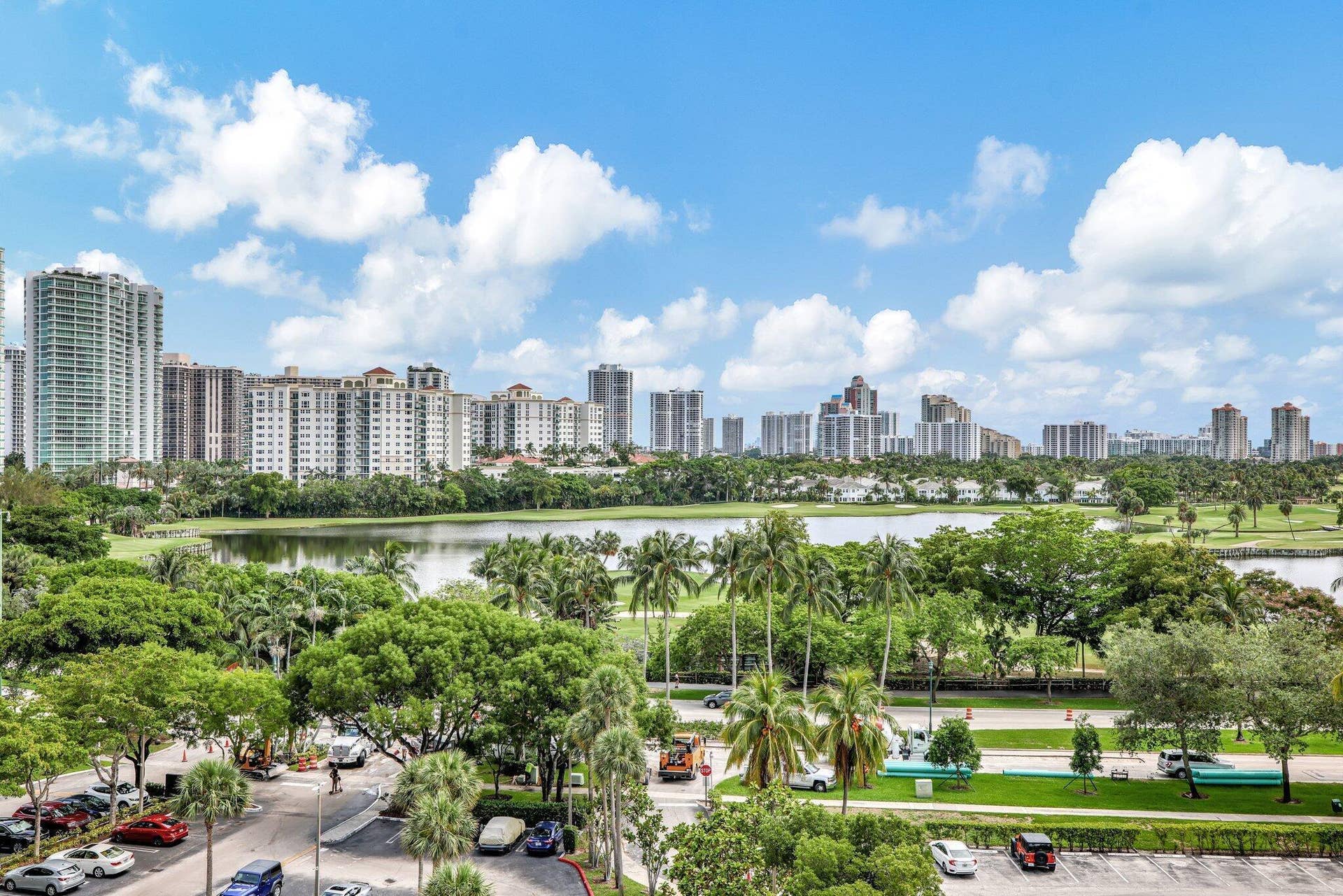 3701 N COUNTRY CLUB Drive, #907, Aventura, FL 33180 12-web-or-mls-699A7249