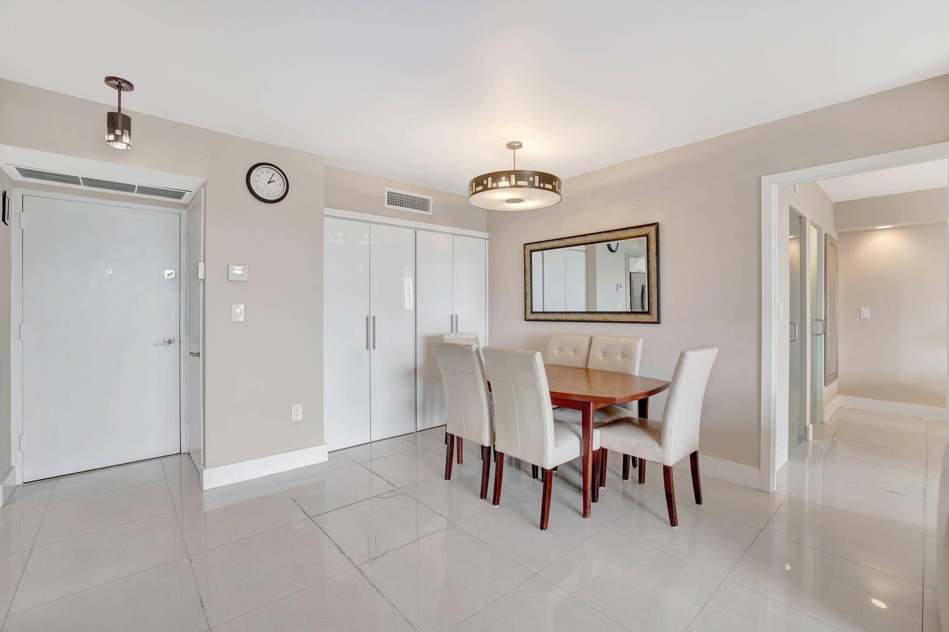 3701 N COUNTRY CLUB Drive, #907, Aventura, FL 33180 18-web-or-mls-699A7299