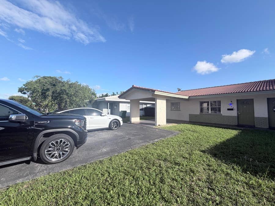 Property photo for 11260 NW 39th Street, Coral Springs, FL