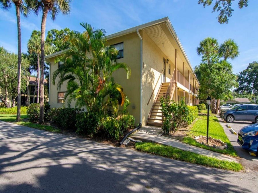 Property photo for 400 18TH Street, #B6, Vero Beach, FL