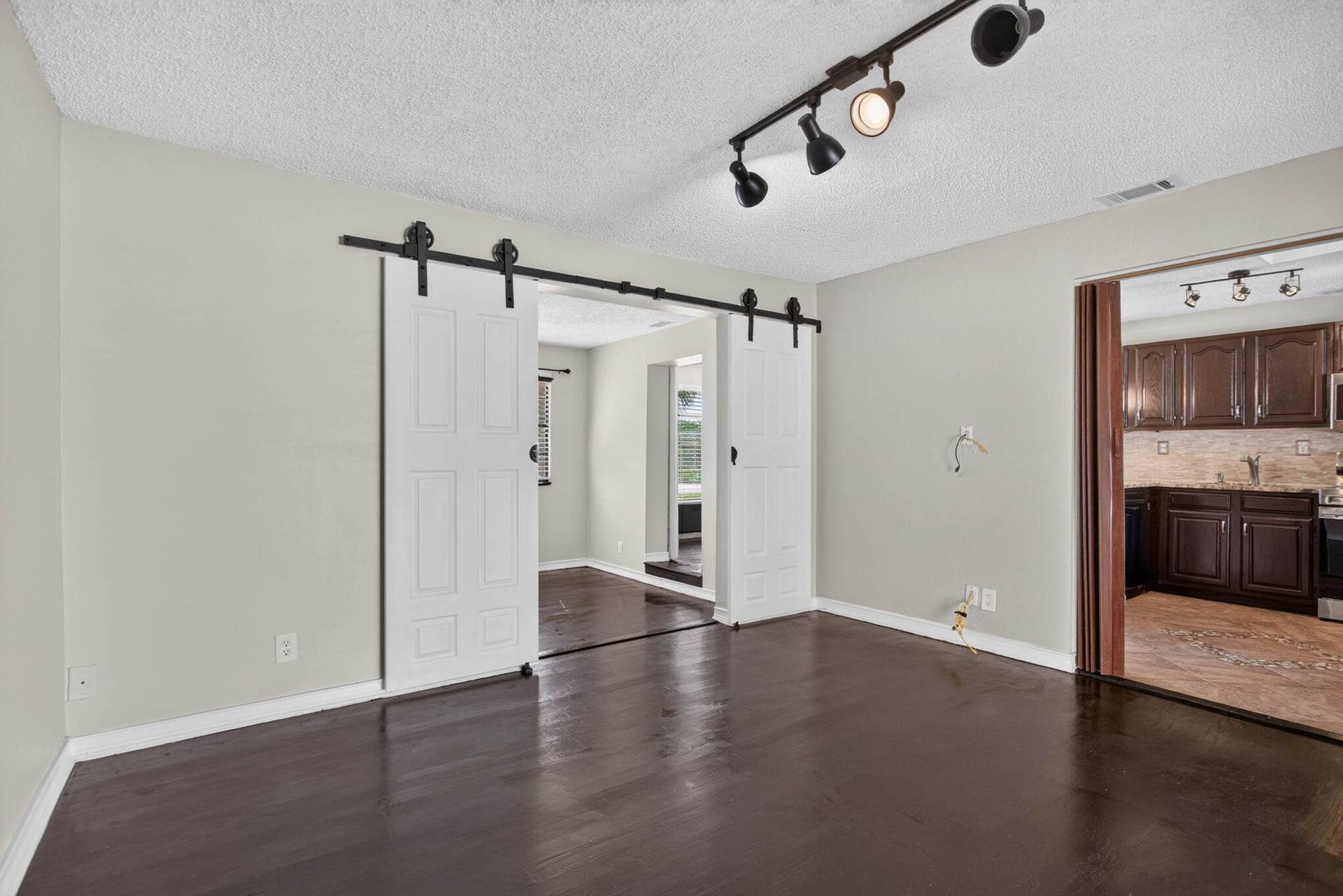 2511 NE 9TH Terrace, Pompano Beach, FL 33064 17