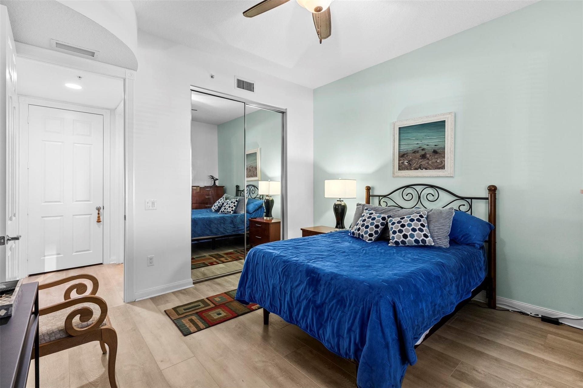 9 HARBOUR ISLE Drive E, #102, Fort Pierce, FL 34949 Guest Bedroom